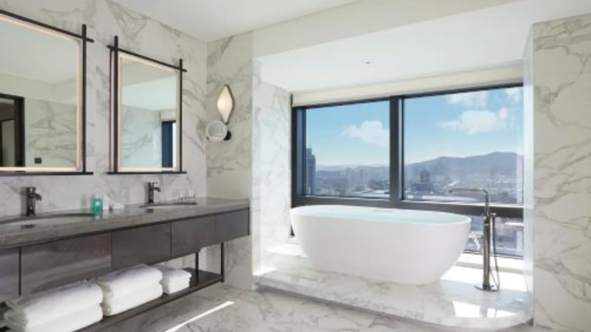 서울 인터컨티넨탈 그랜드 서울 파르나스 바이 IHG 5성급 호텔 스위트룸