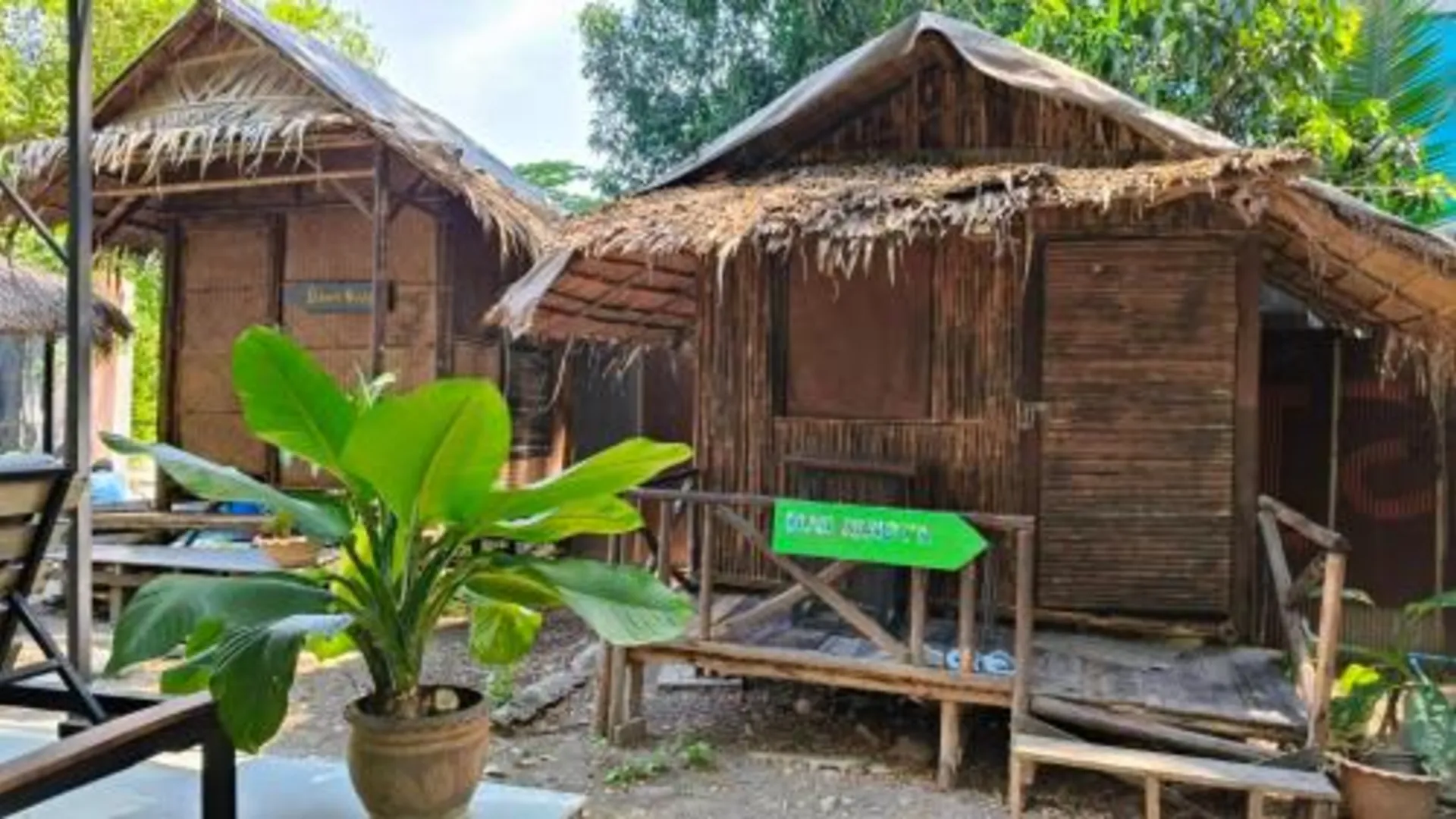 방콕 Do Dee cafe 3성급 호텔 전망