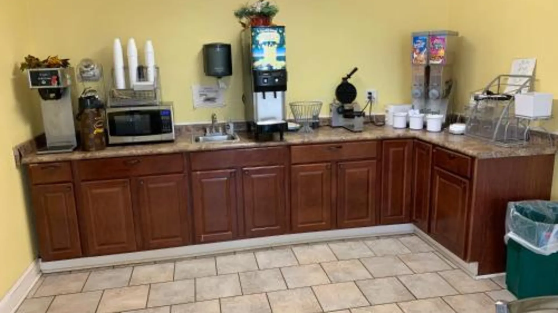 헤스 (AR) Relax Inn Heth 1성급 호텔 수영장