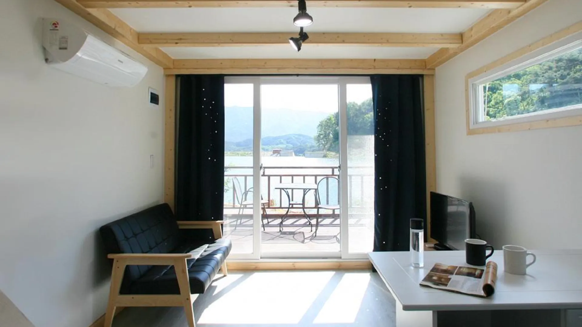 산청 산청 라끄베르펜션 2성급 게스트하우스 객실