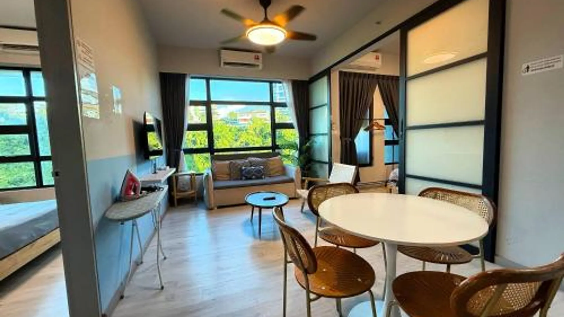 코타키나발루 중심 업무 지구 (CBD)의 아파트먼트 (51m², 침실 2개, 프라이빗 욕실 1개) 4성급 게스트하우스 전망