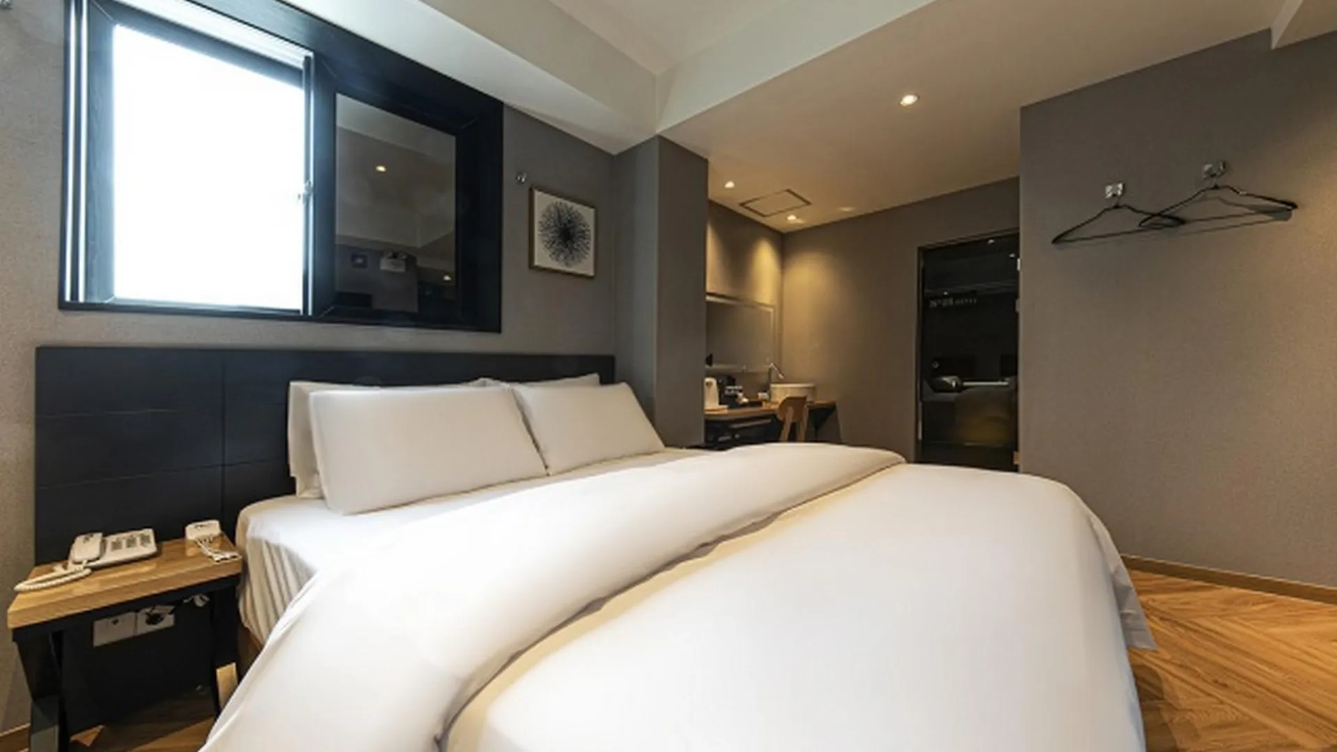 울산 울산 중구 넘버25 울산학산점 호텔 스위트룸