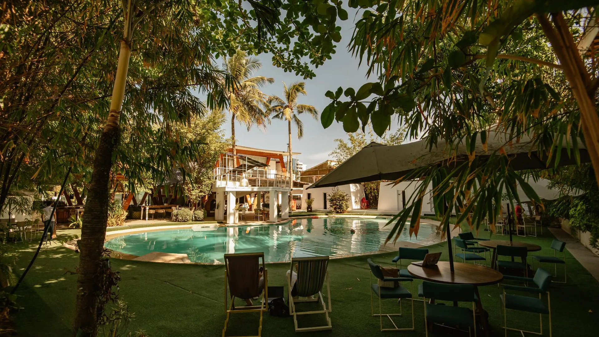 세부 아스마라 어반 리조트 앤 라이프스타일 빌리지 파워드 바이 애스톤 4성급 호텔 레스토랑