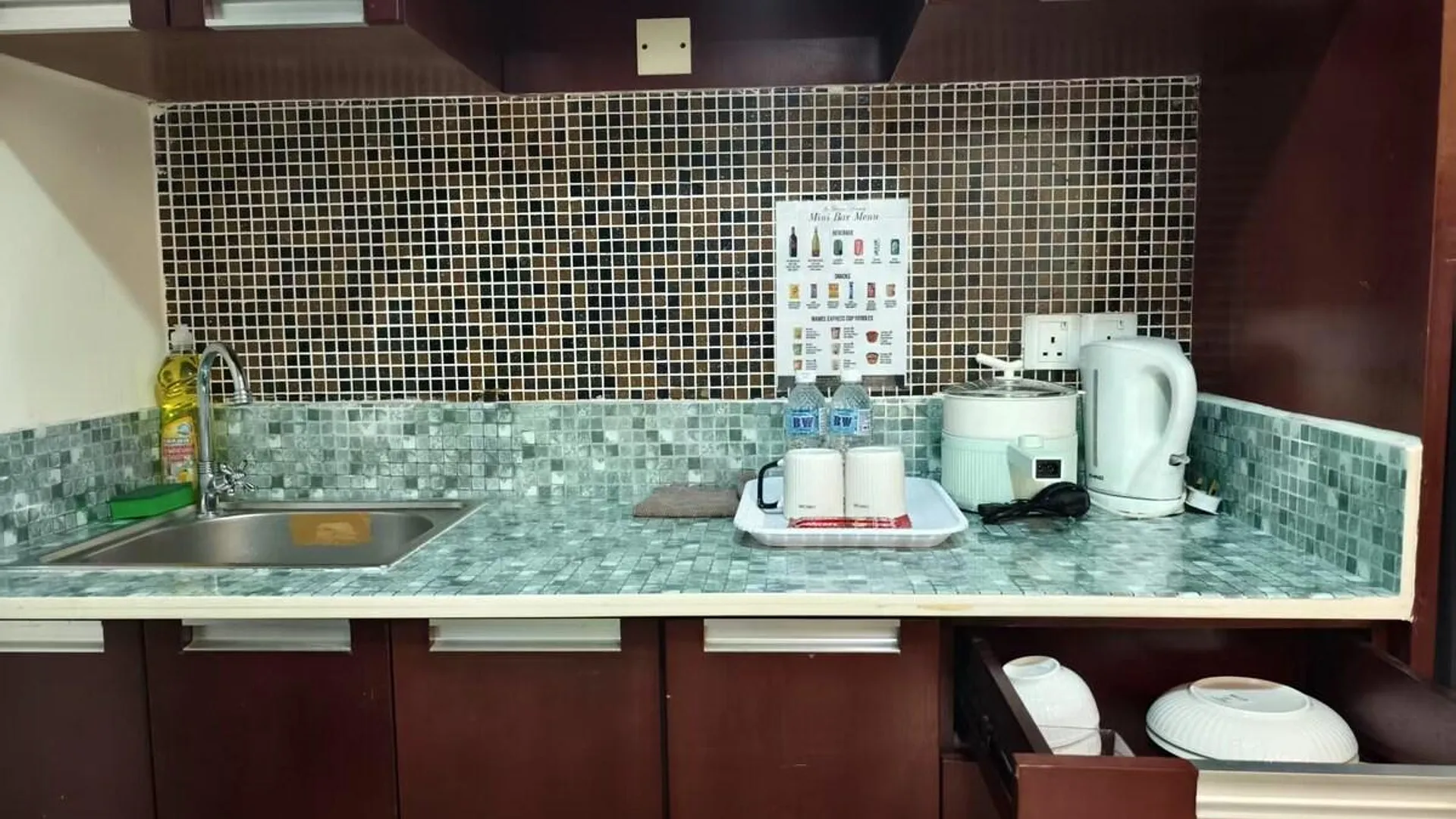 코타키나발루 시티 센터의 프라이빗 하우스 (32m², 침실 1개, 프라이빗 욕실 1개) 3성급 게스트하우스 전망