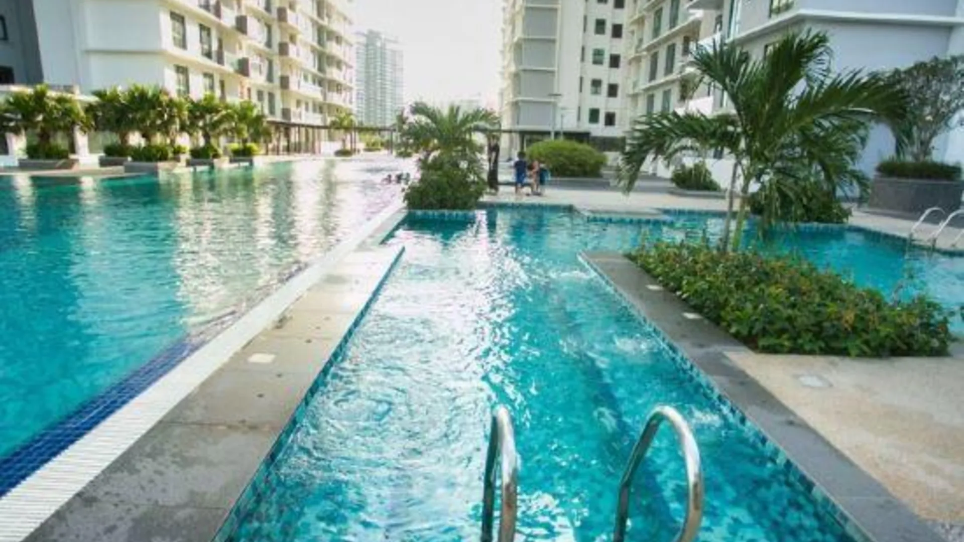 조호바루 / 조호르바루 Platino Service Residence 3성급 호텔 수영장