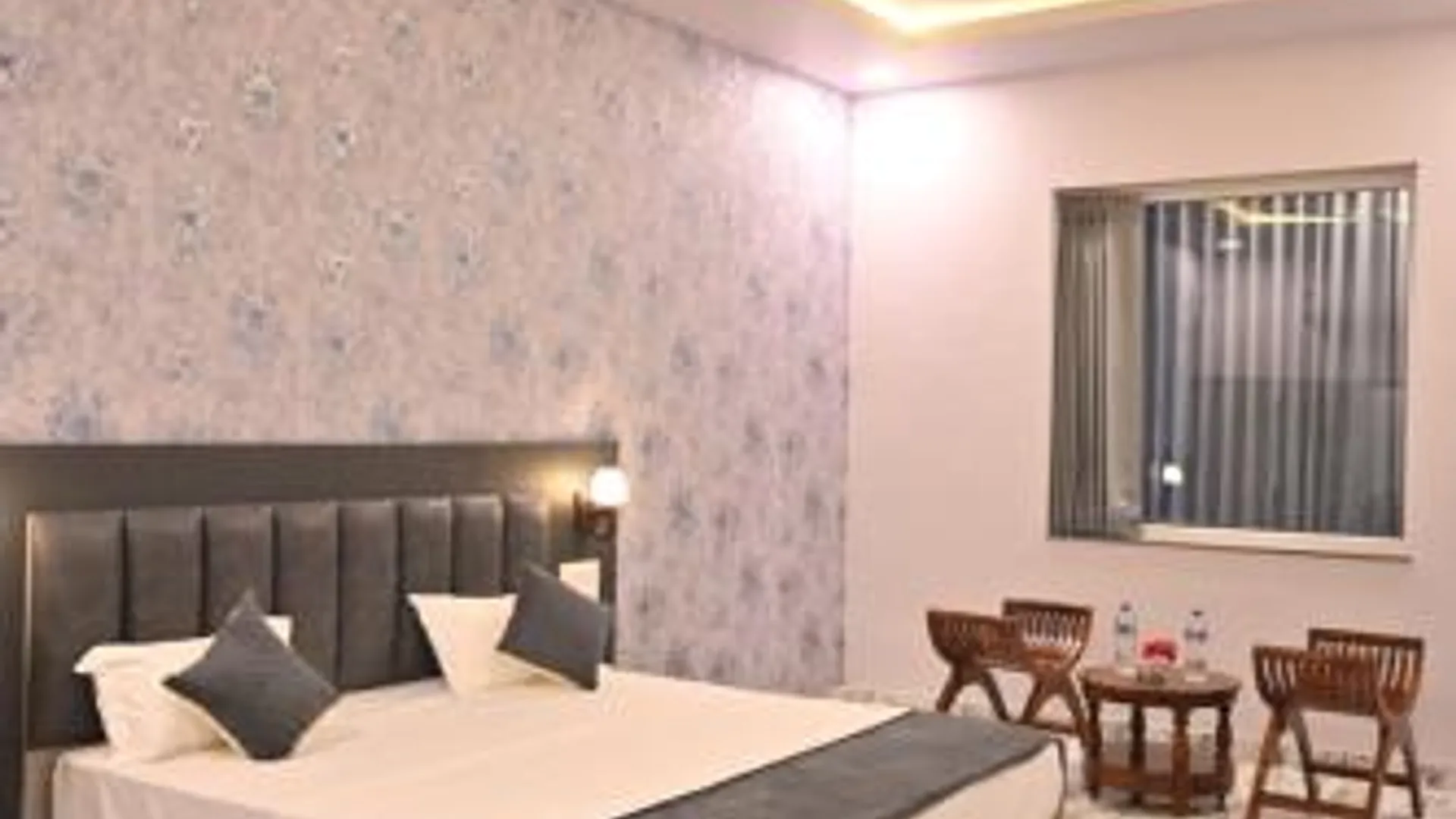 푸쉬카르 R K Hotel And Bar 3성급 호텔 스위트룸