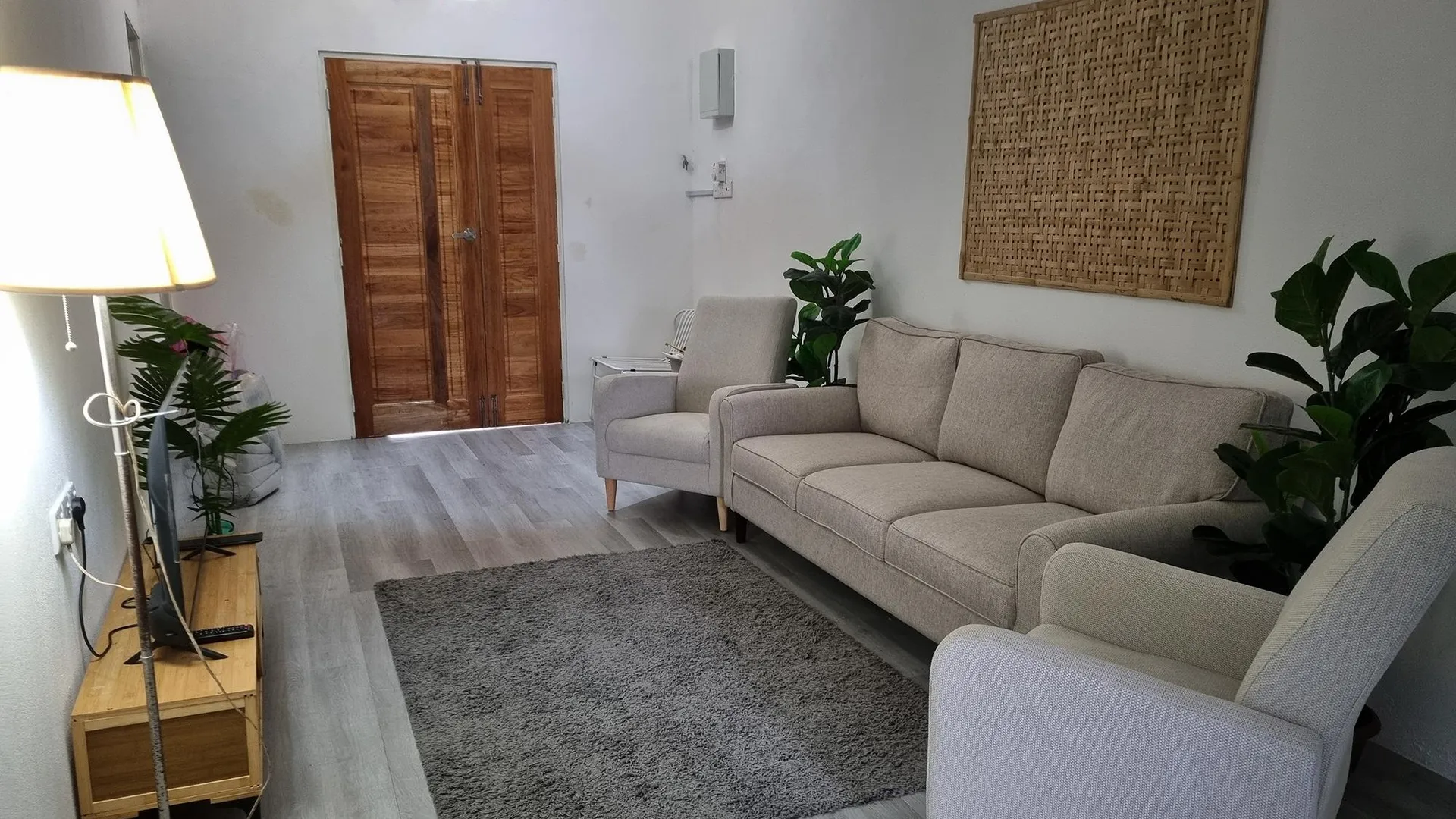 타나 메라 타나 메라의 프라이빗 하우스 (m², 침실 3개, 프라이빗 욕실 2개) 2성급 게스트하우스 스위트룸