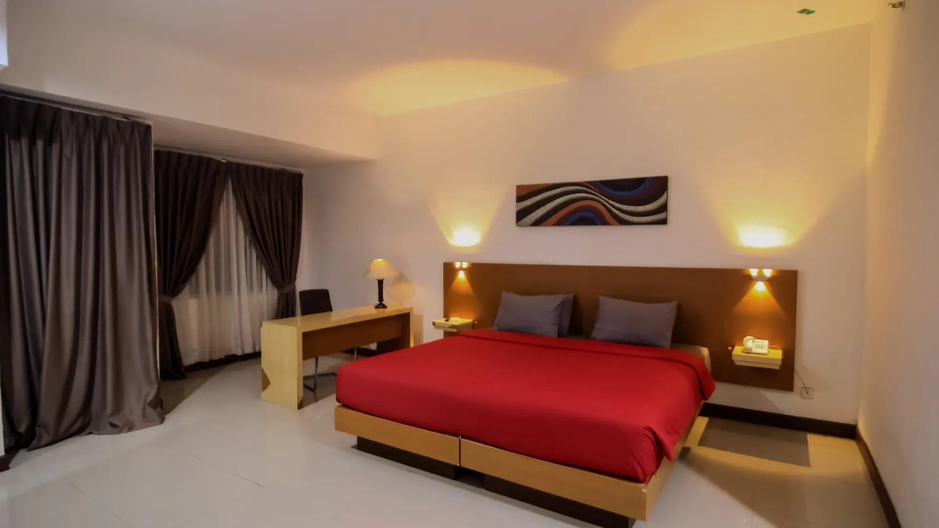 마카사르 Red Cendrawasih Hotel Makassar 2성급 호텔 스위트룸
