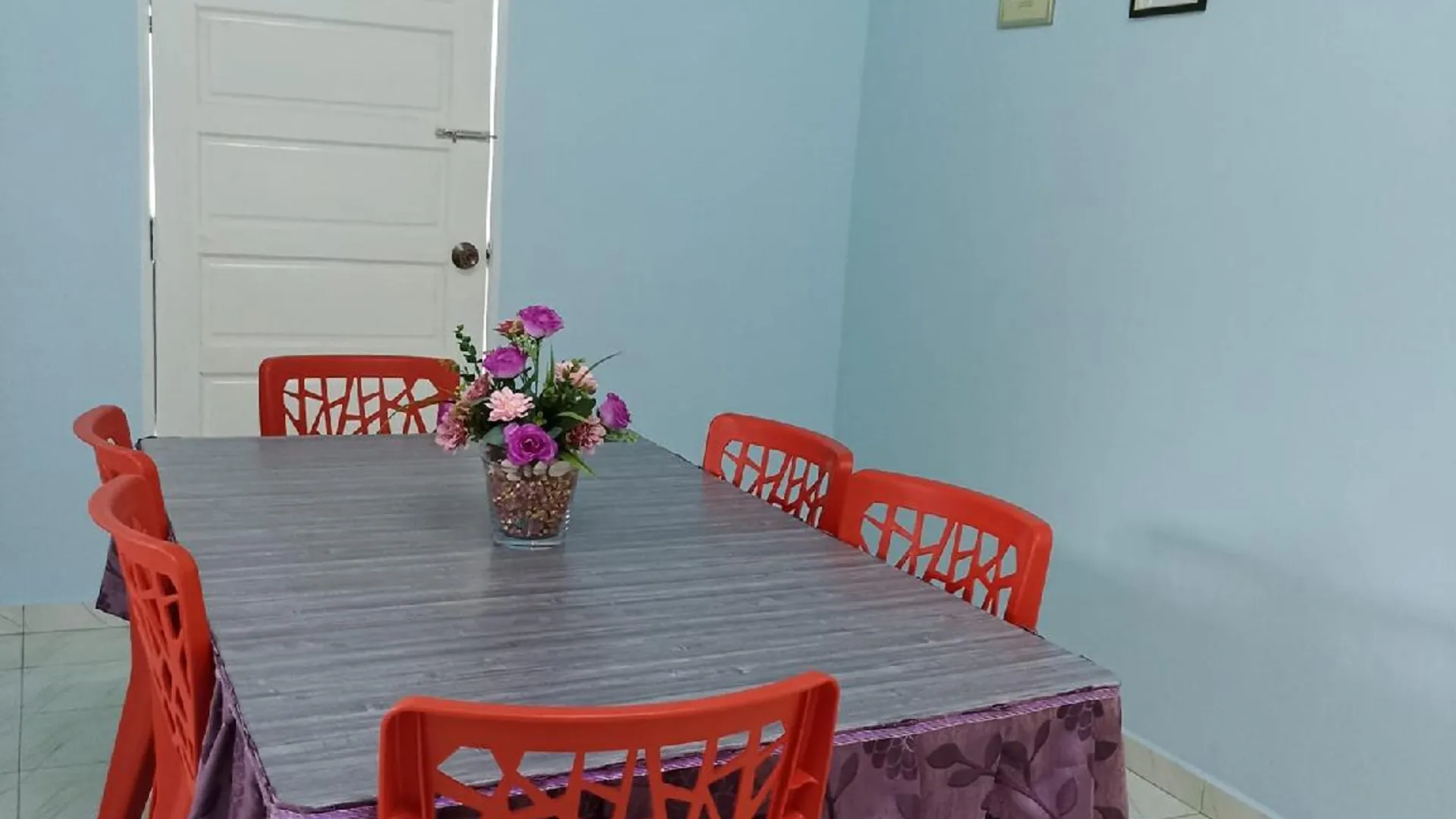 타나 메라 타나 메라의 프라이빗 하우스 (m², 침실 3개, 프라이빗 욕실 2개) 2성급 싱글룸 외관