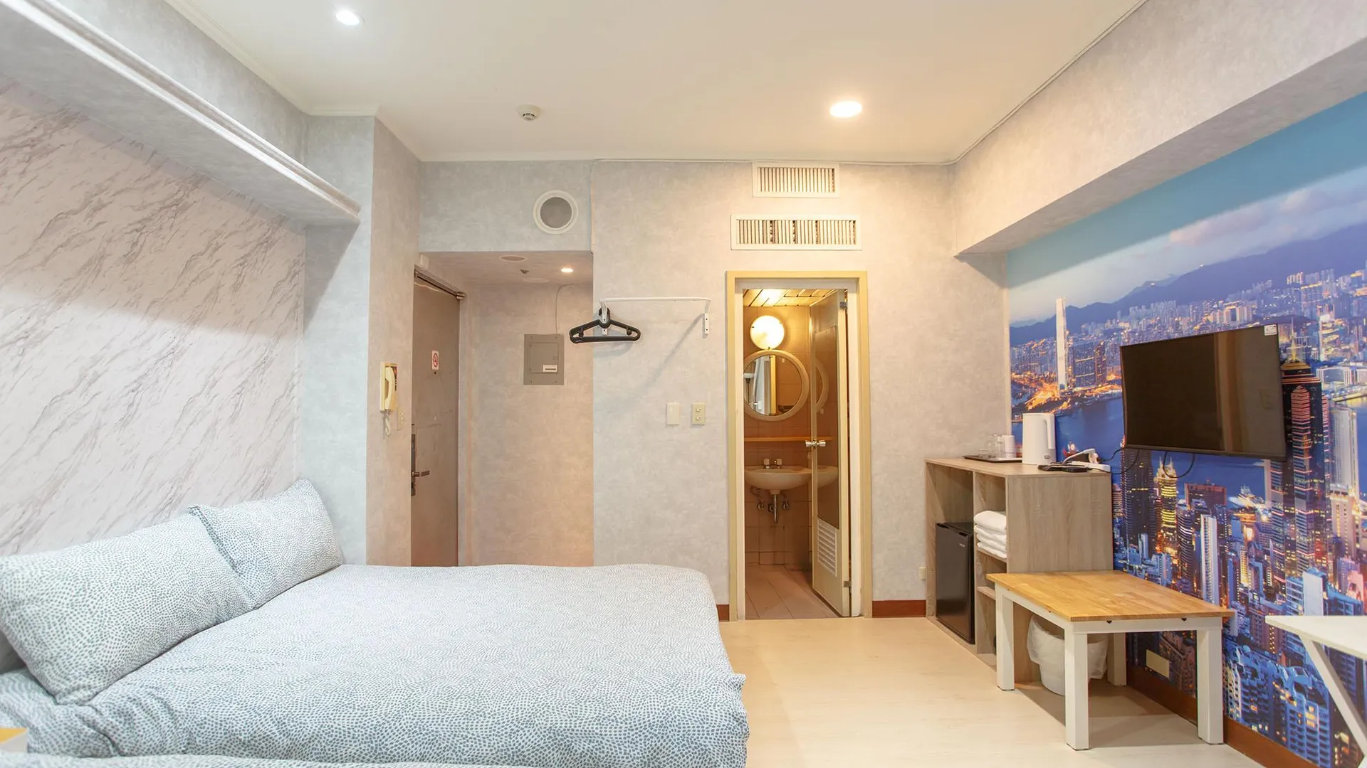 타이베이 타이베이 메인역의 아파트먼트 (2600m², 침실 1개, 프라이빗 욕실 1개) 3성급 싱글룸 수영장