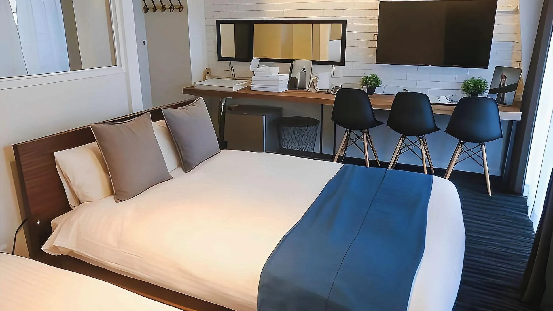 후쿠오카 N33 하카타 스테이션 리버사이드 4성급 호텔 스위트룸