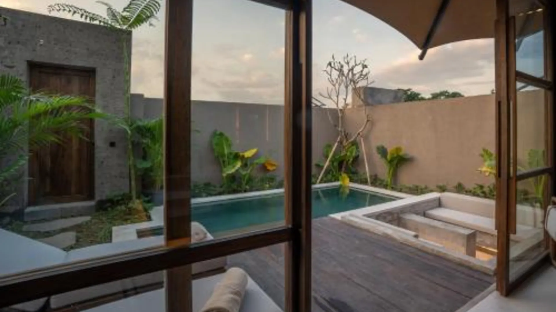 발리 우붓 마스 글램핑 럭셔리 텐트 5성급 호텔 로비