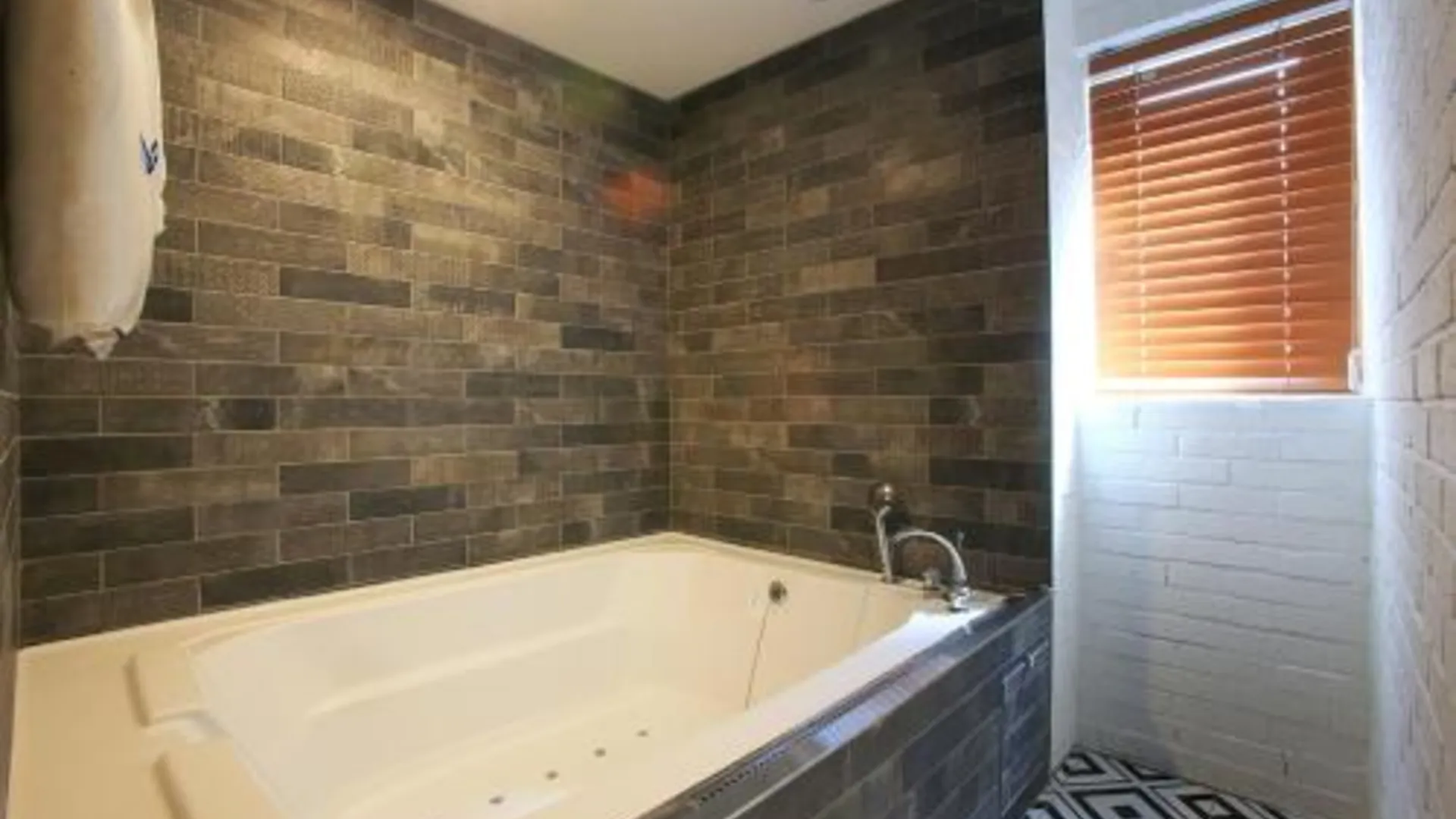 서울 호텔 야자 종로 2성급 호텔 수영장