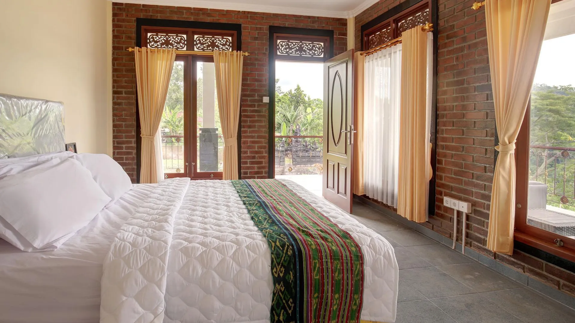 발리 빠양안 / 파양안의 프라이빗 하우스 (500m², 침실 3개, 프라이빗 욕실 3개) 3성급 싱글룸 스위트룸