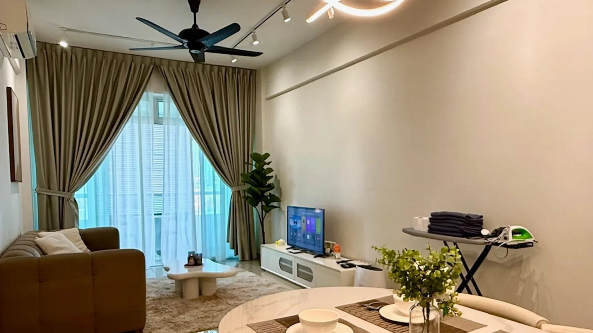 조호바루 / 조호르바루 테브라우의 아파트먼트 (1033m², 침실 3개, 프라이빗 욕실 2개) 3성급 싱글룸 수영장