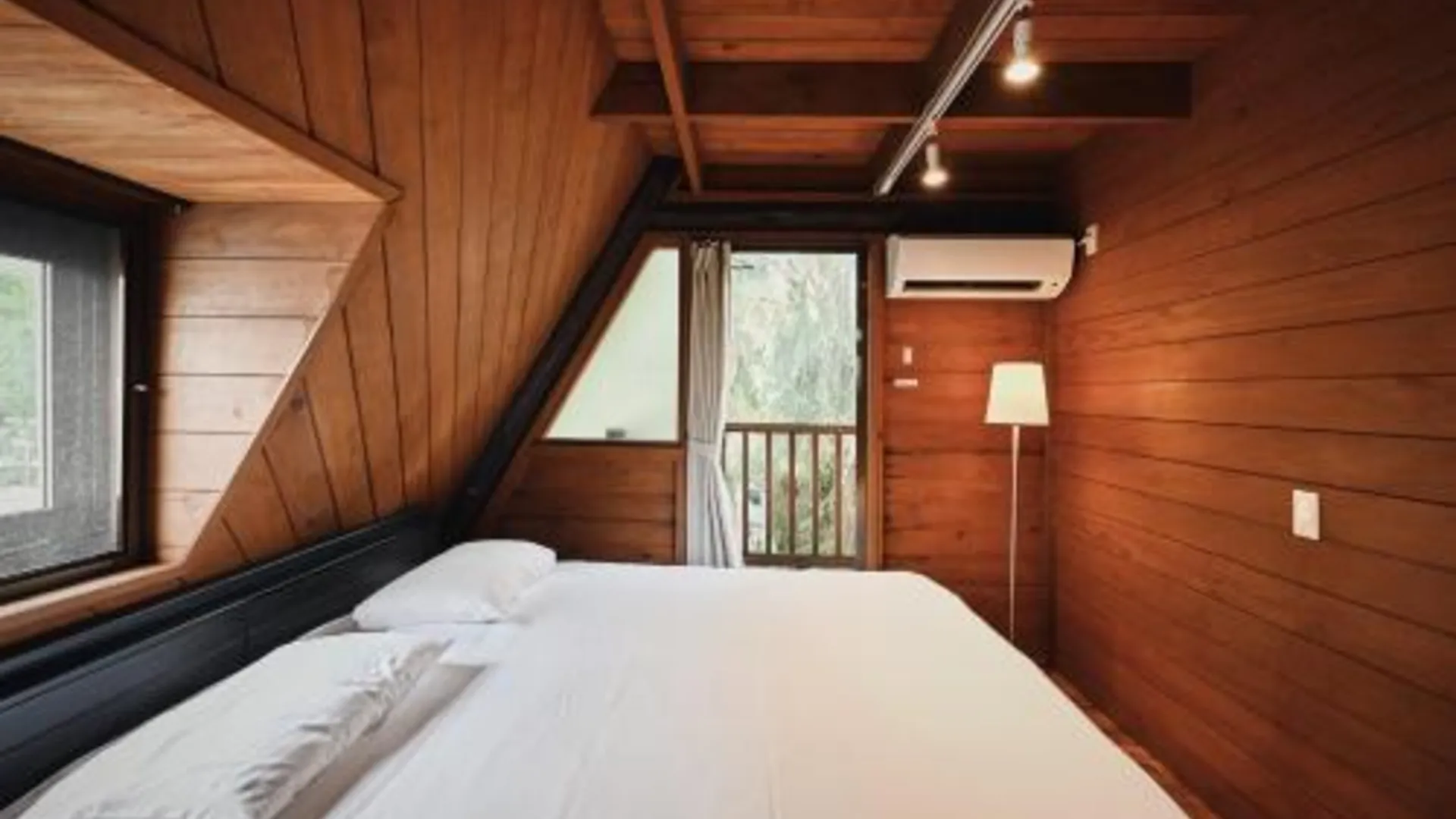 오키나와 본섬 기노자의 프라이빗 하우스 (m², 침실 1개, 프라이빗 욕실 1개) 4성급 게스트하우스 스위트룸