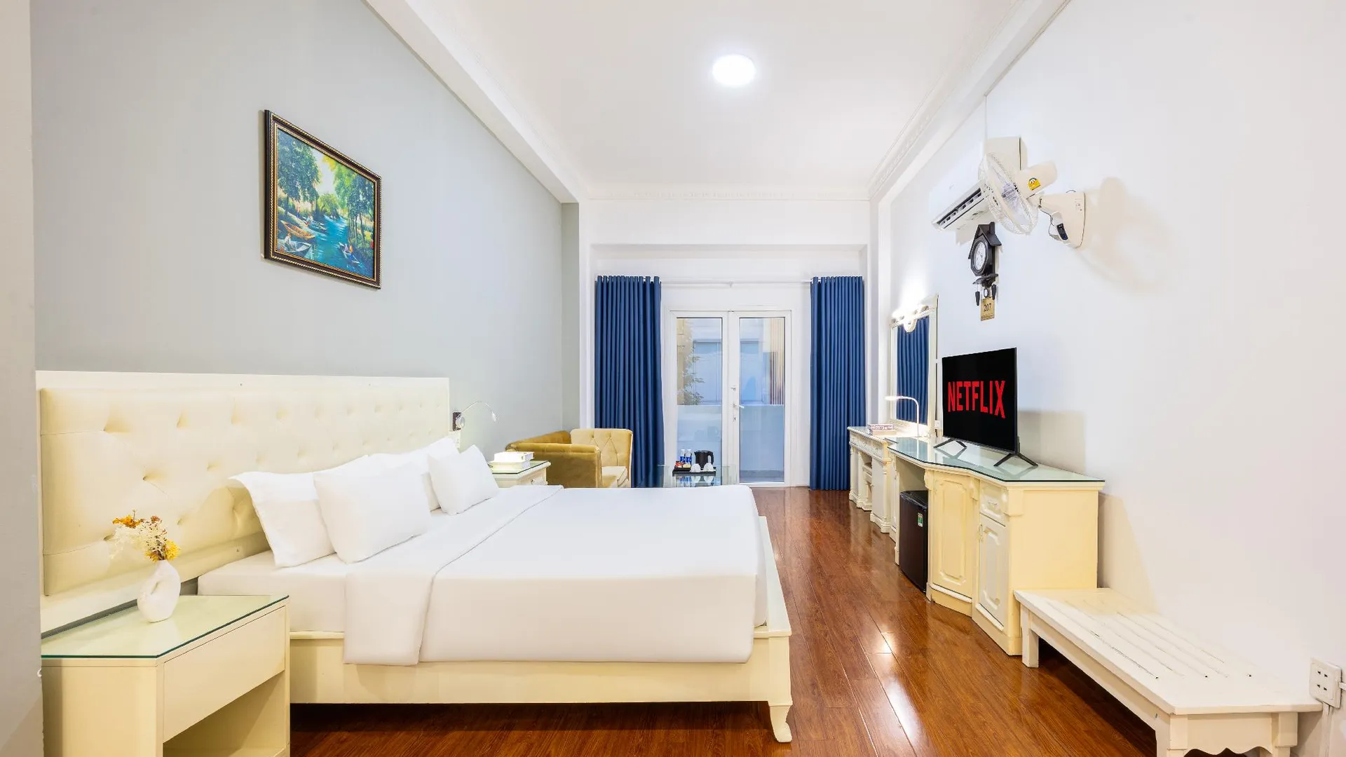 호치민 A25 호텔 - 35 막 티 부오이 2성급 호텔 스위트룸