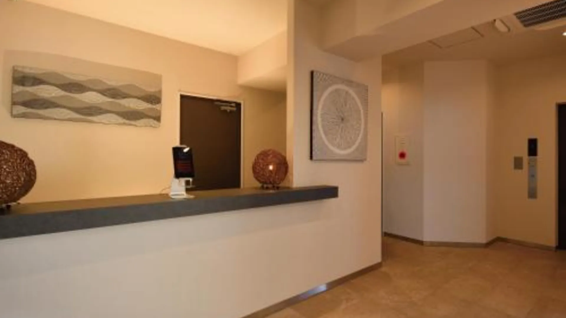 오키나와 본섬 프라이빗 콘도 차탄 자가루 바이 콜디오 프리미엄 - 오키나와 메인 아일랜드 4성급 호텔 외관