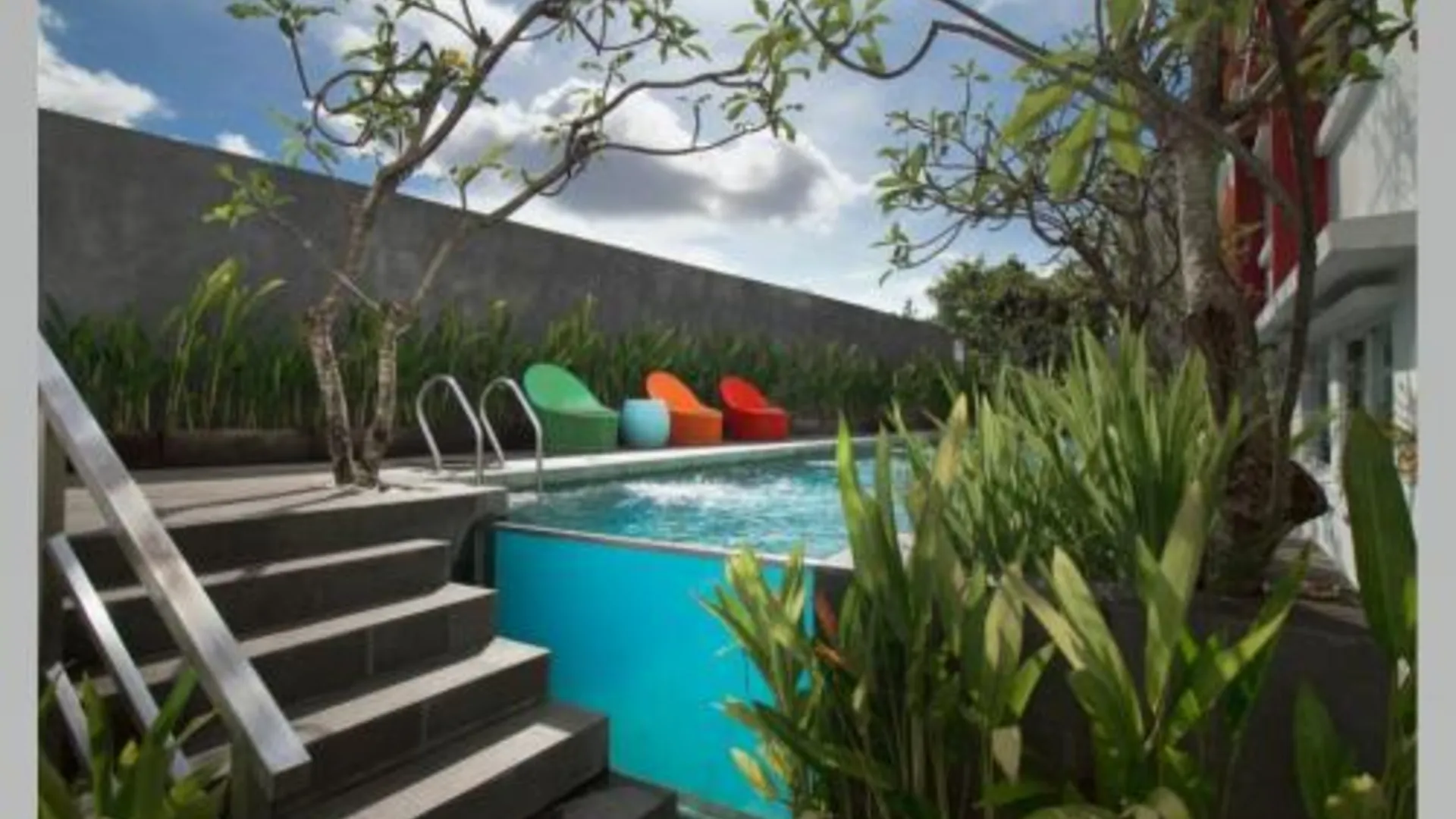 발리 주리 익스프레스 짐바란 3성급 호텔 스위트룸