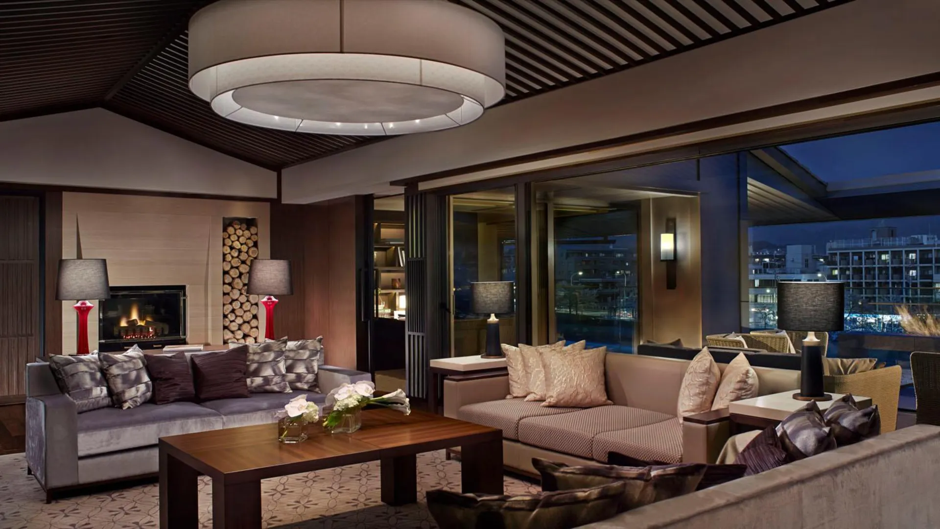 교토 리츠칼튼, 교토 5성급 호텔 스위트룸