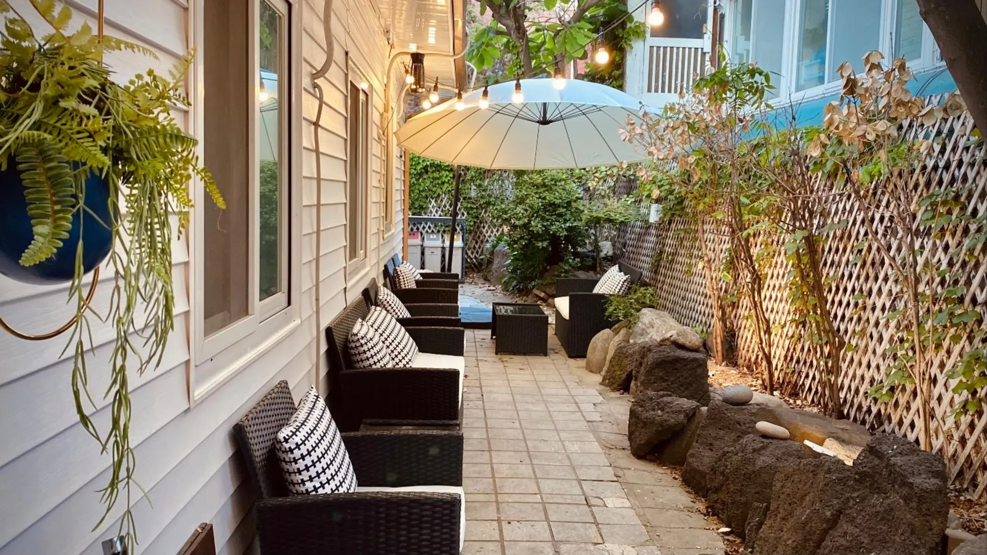 서울 하이드아웃 2성급 호텔 전망