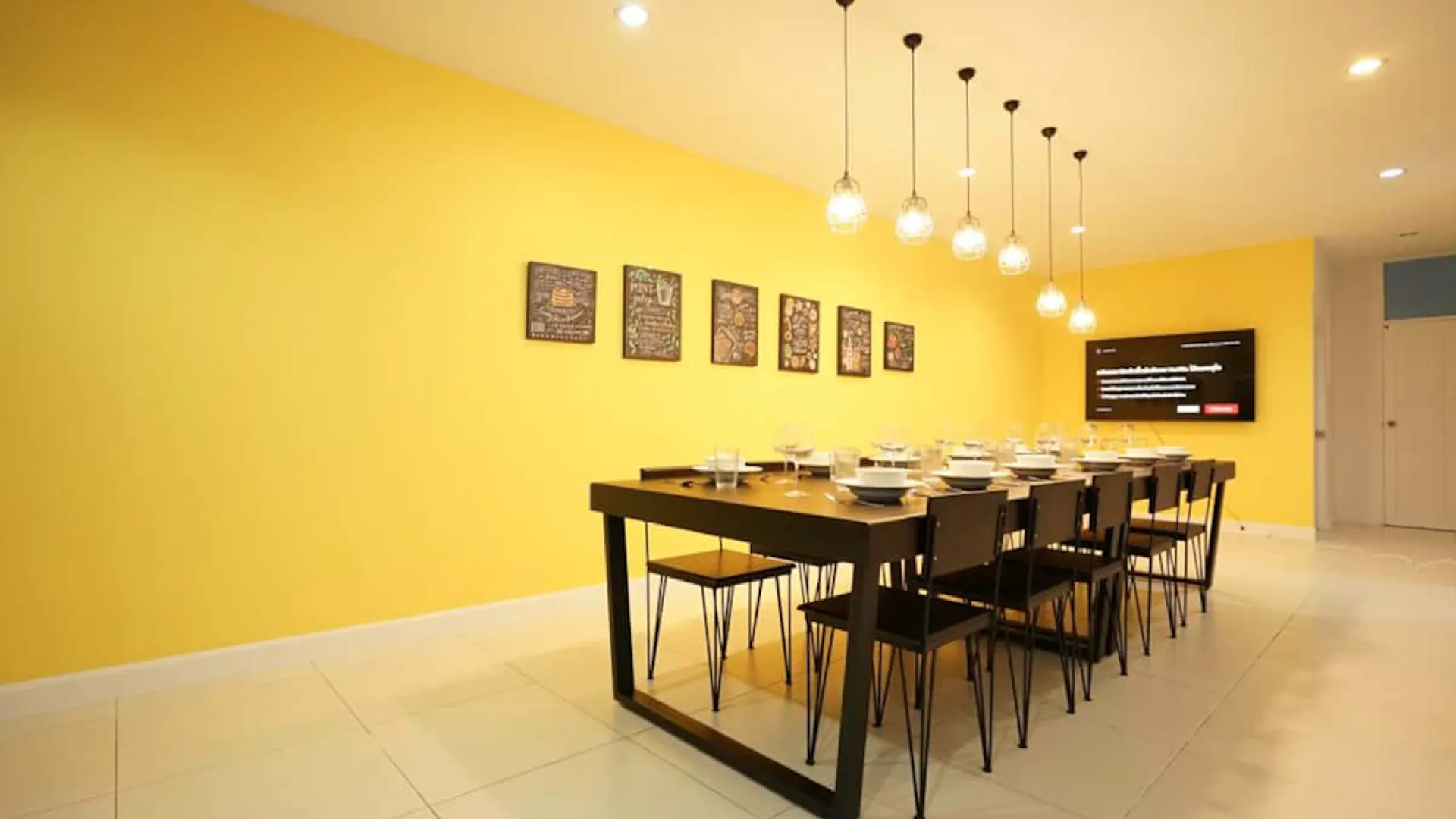 방콕 빠뚜남의 아파트먼트 (m², 침실 6개, 프라이빗 욕실 3개) 3성급 싱글룸 부대시설