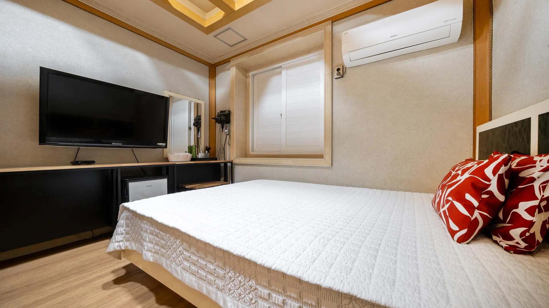 광주 광주 상무 씨에프(cf) 호텔 스위트룸