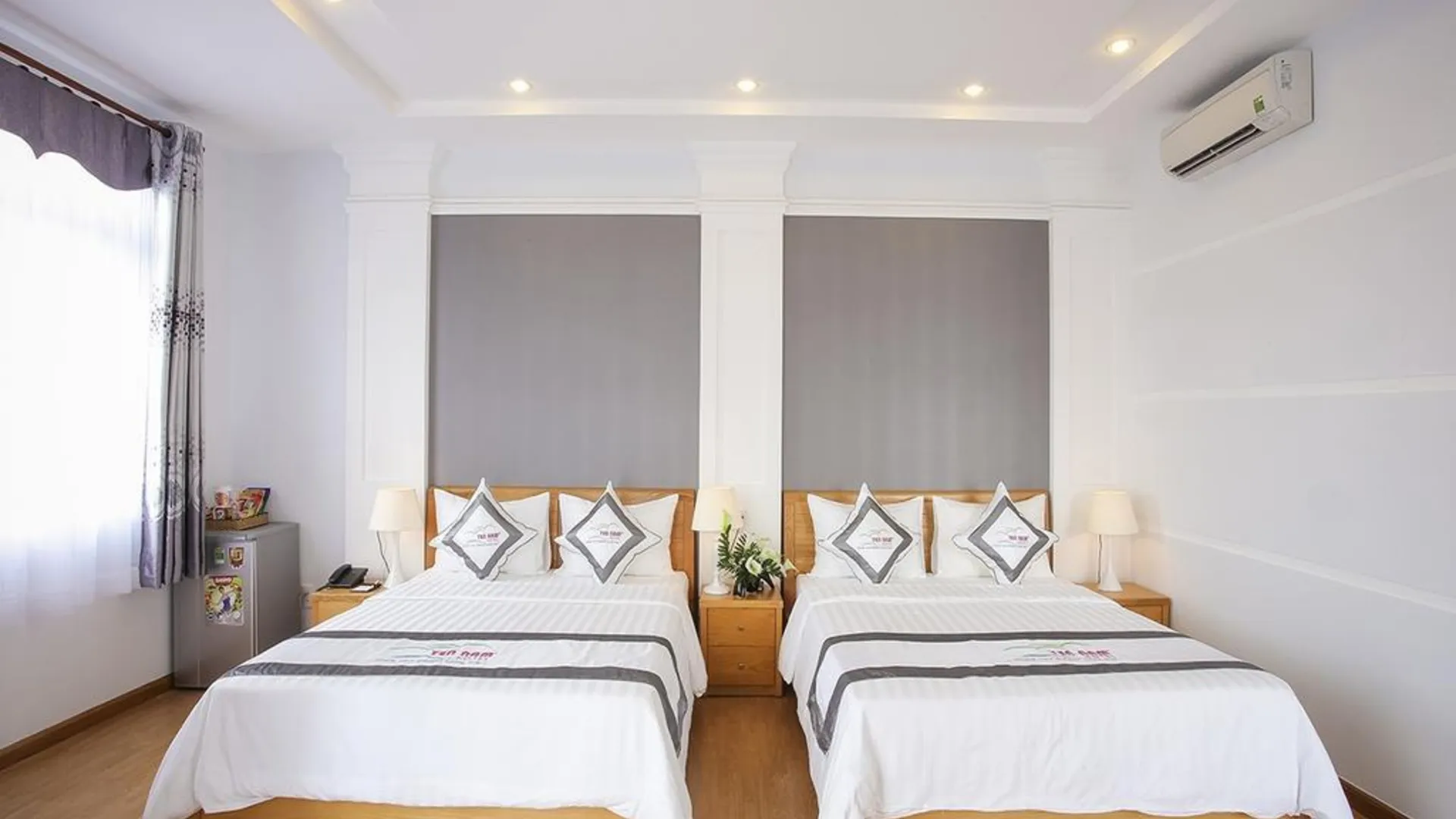 호치민 옌 남 호텔 응우옌 쫑 뚜웬 2성급 호텔 객실