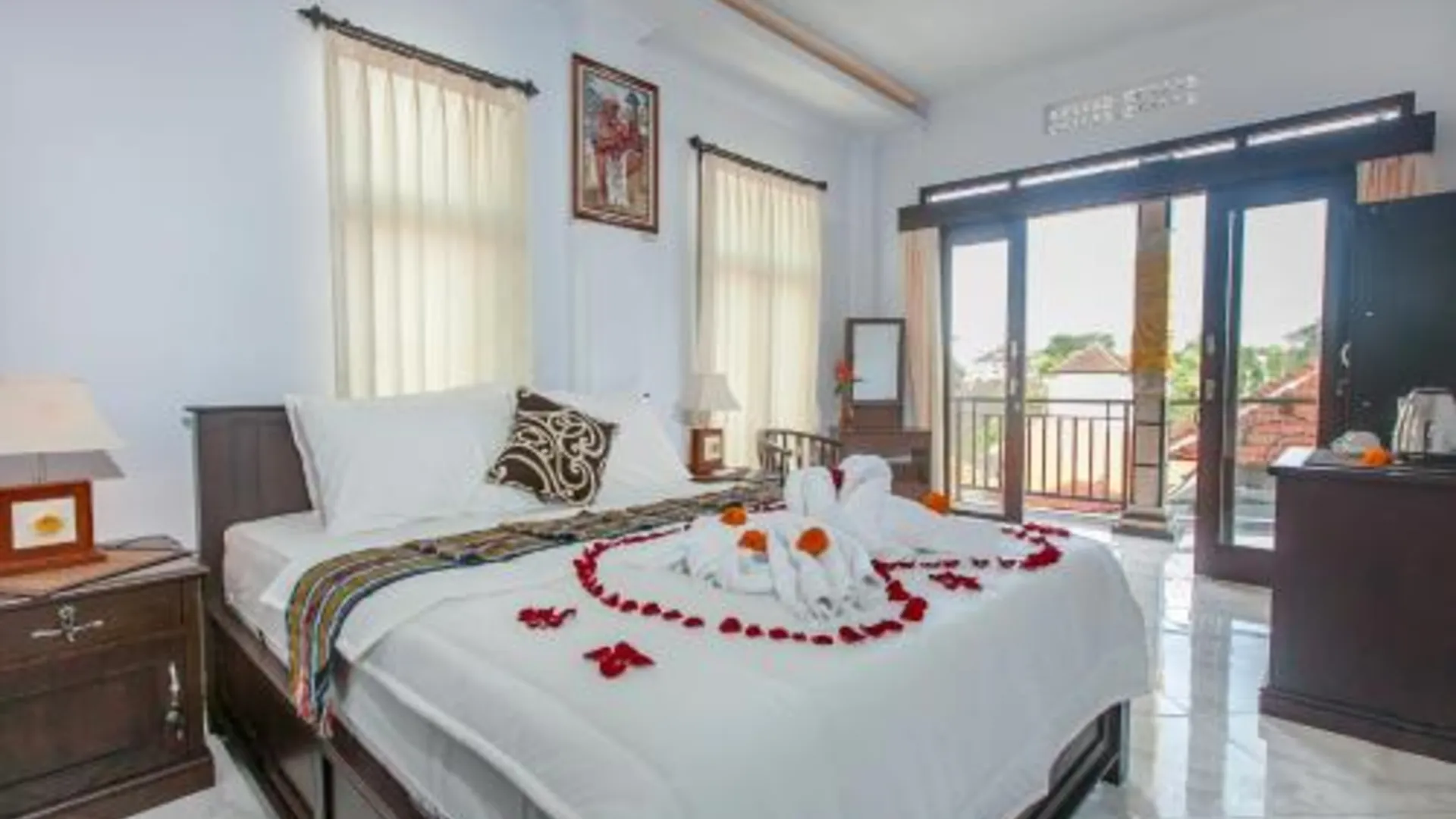 발리 요가스 하우스 우붓 3성급 게스트하우스 스위트룸