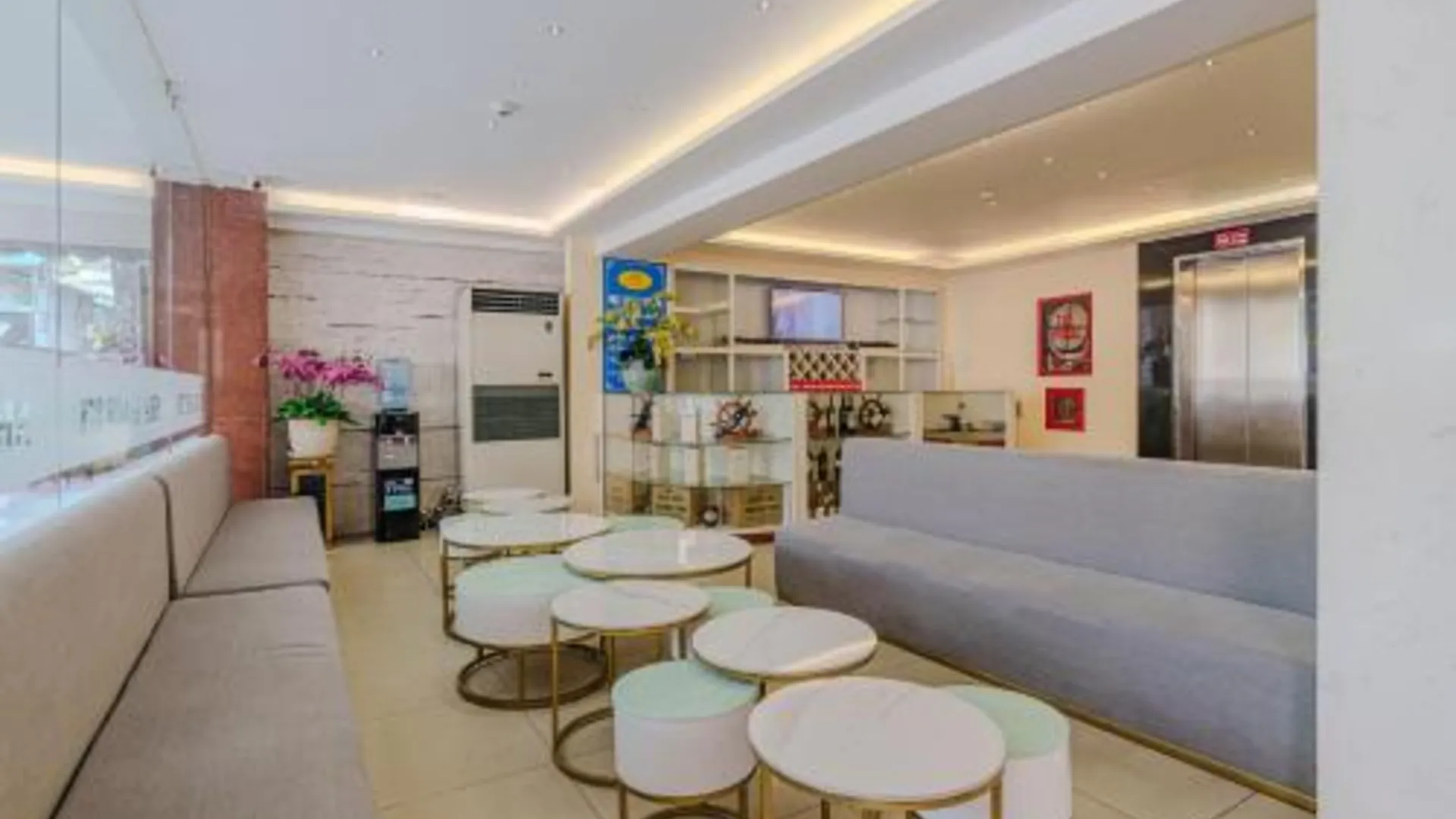 호치민 T78 호텔 (매니지드 바이 Nha khach T78) 3성급 호텔 외관