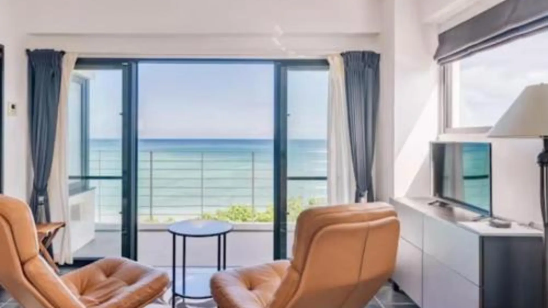 오키나와 본섬 CASA DUMAI OceanVilla NAKIJIN 4성급 호텔 스위트룸