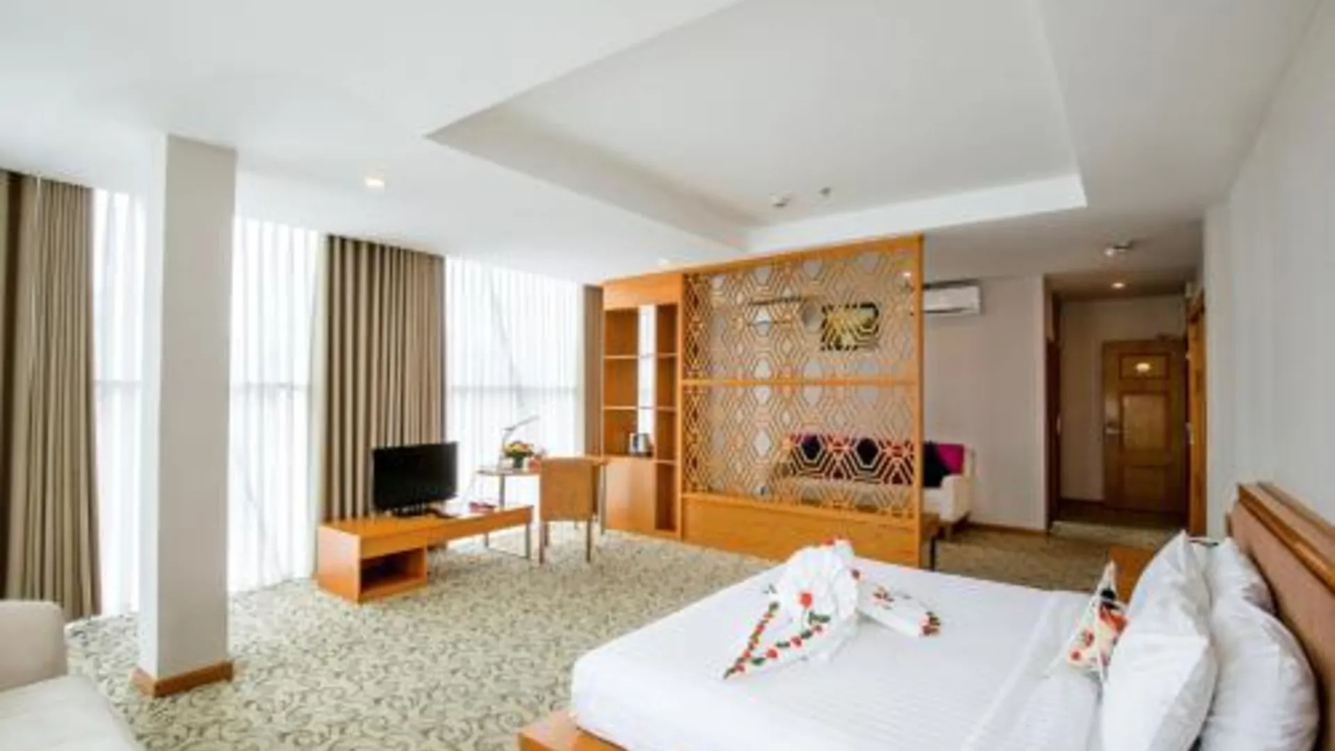 호치민 TTC 호텔 디럭스 공항 3성급 호텔 전망