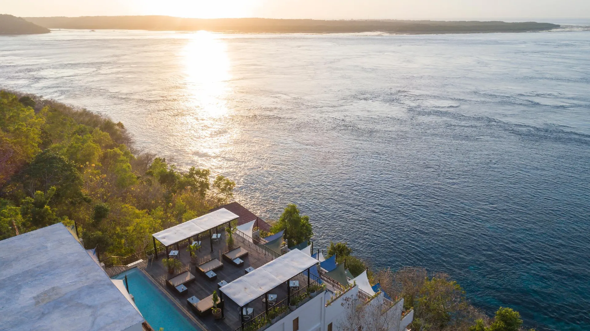 발리 아디와나 와르나칼리 리조트 - 누사 페니다 4성급 호텔 부대시설