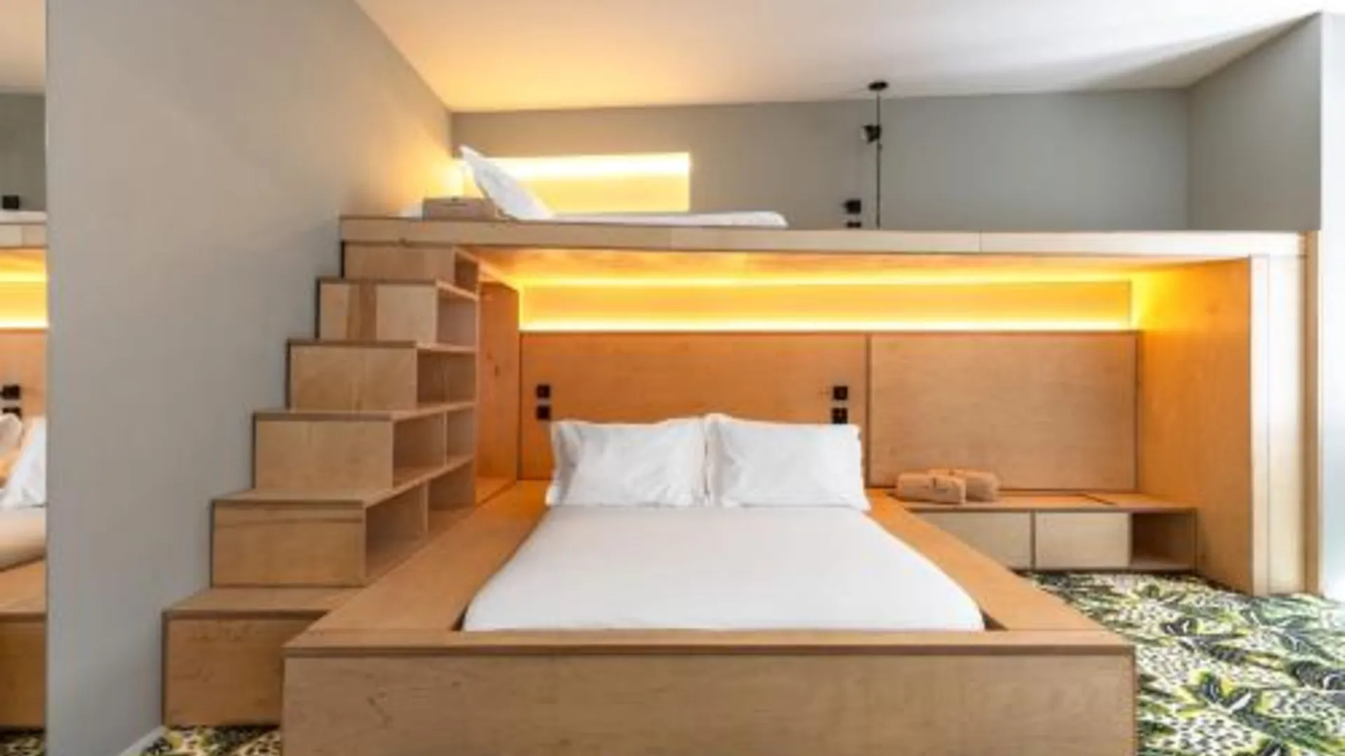 리스본 인디펜덴테 비카 4성급 호텔 스위트룸