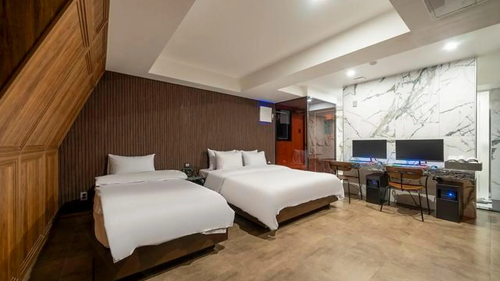 서울 54번가 호텔 서울대입구역점 호텔 스위트룸