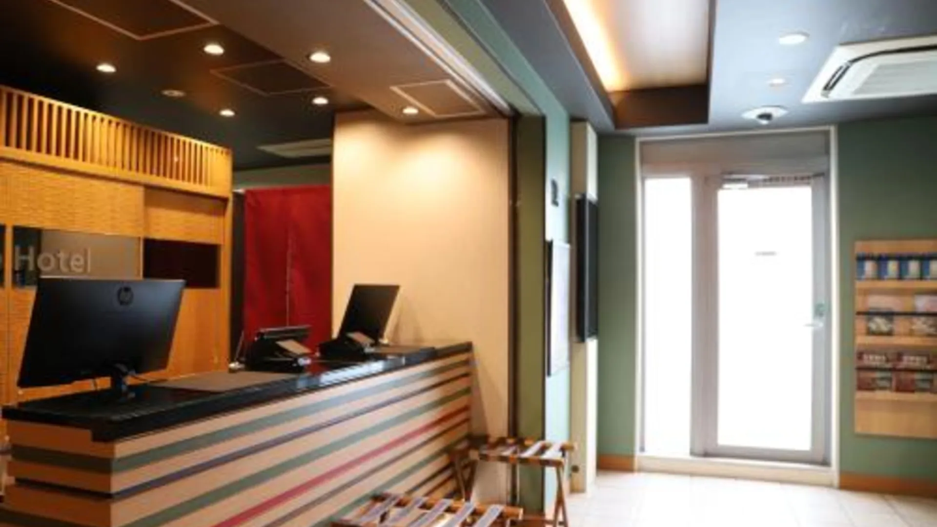 교토 스마일 호텔 교토 가라스마 고조 3성급 호텔 외관