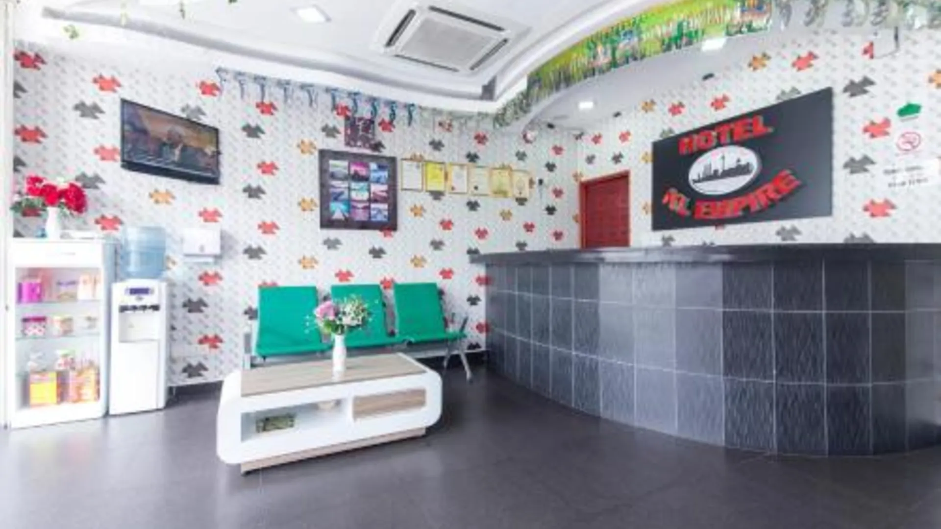 페탈링자야 KL Empire Hotel USJ 3성급 호텔 로비