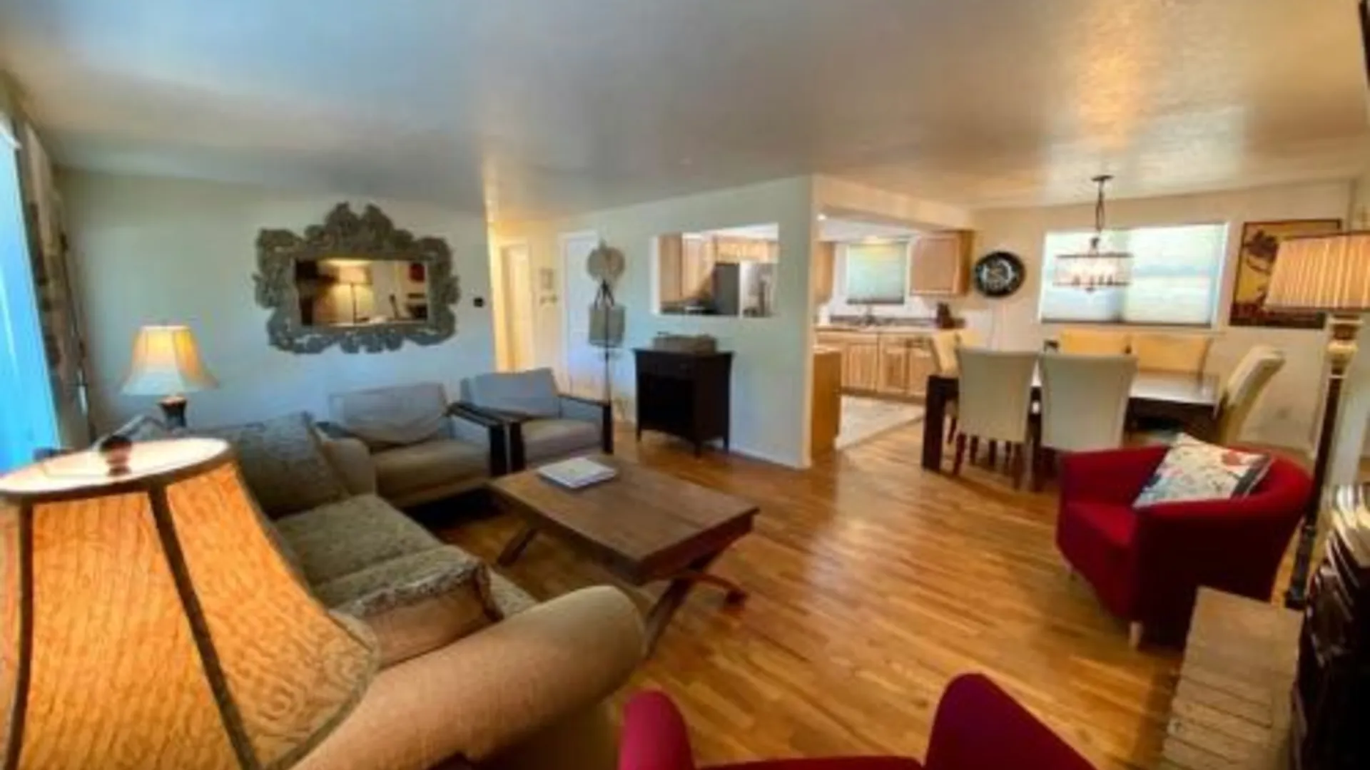 레드몬드 (OR) Centrally Located Redmond Retreat with Pool Table 3성급 싱글룸 레스토랑