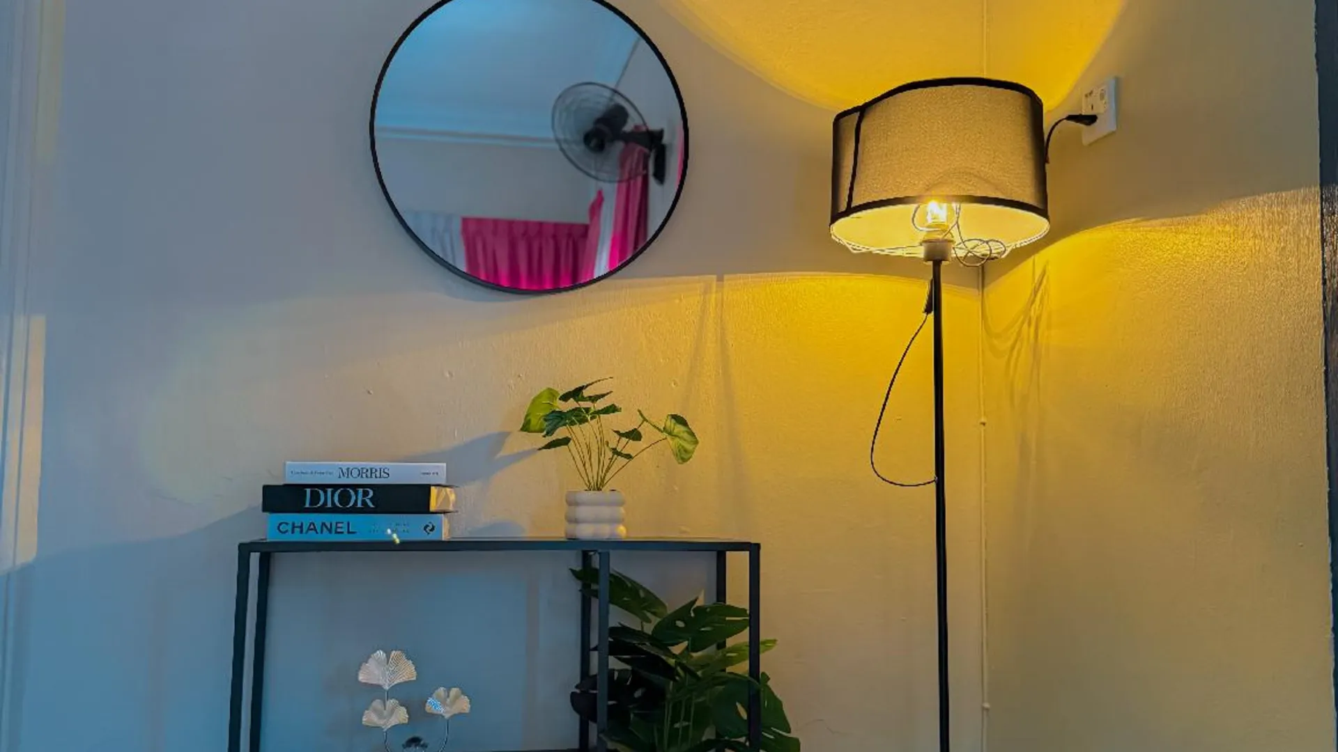 쿠안탄 감방의 프라이빗 하우스 (m², 침실 3개, 프라이빗 욕실 2개) 2성급 싱글룸 외관