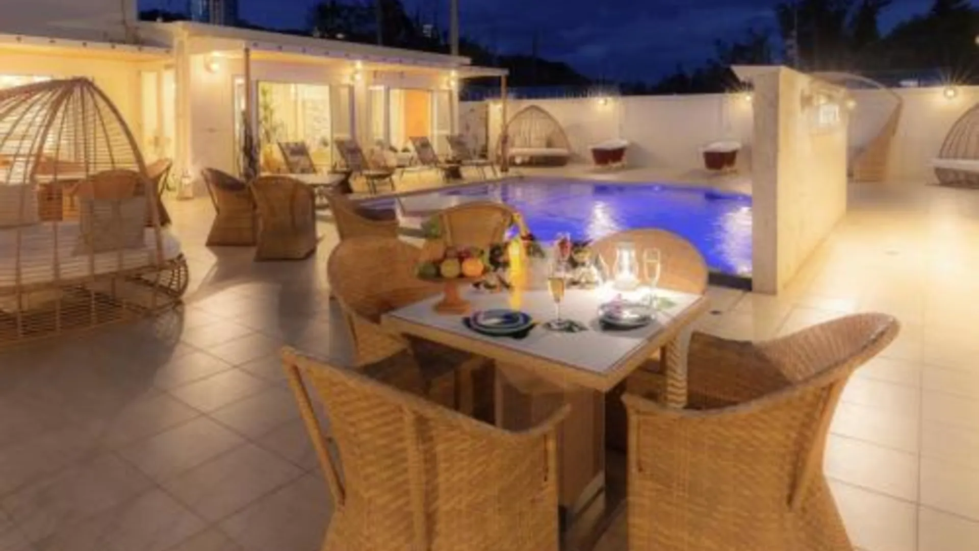 오키나와 본섬 리조트 빌라 카푸카 코우리지마 5성급 호텔 수영장