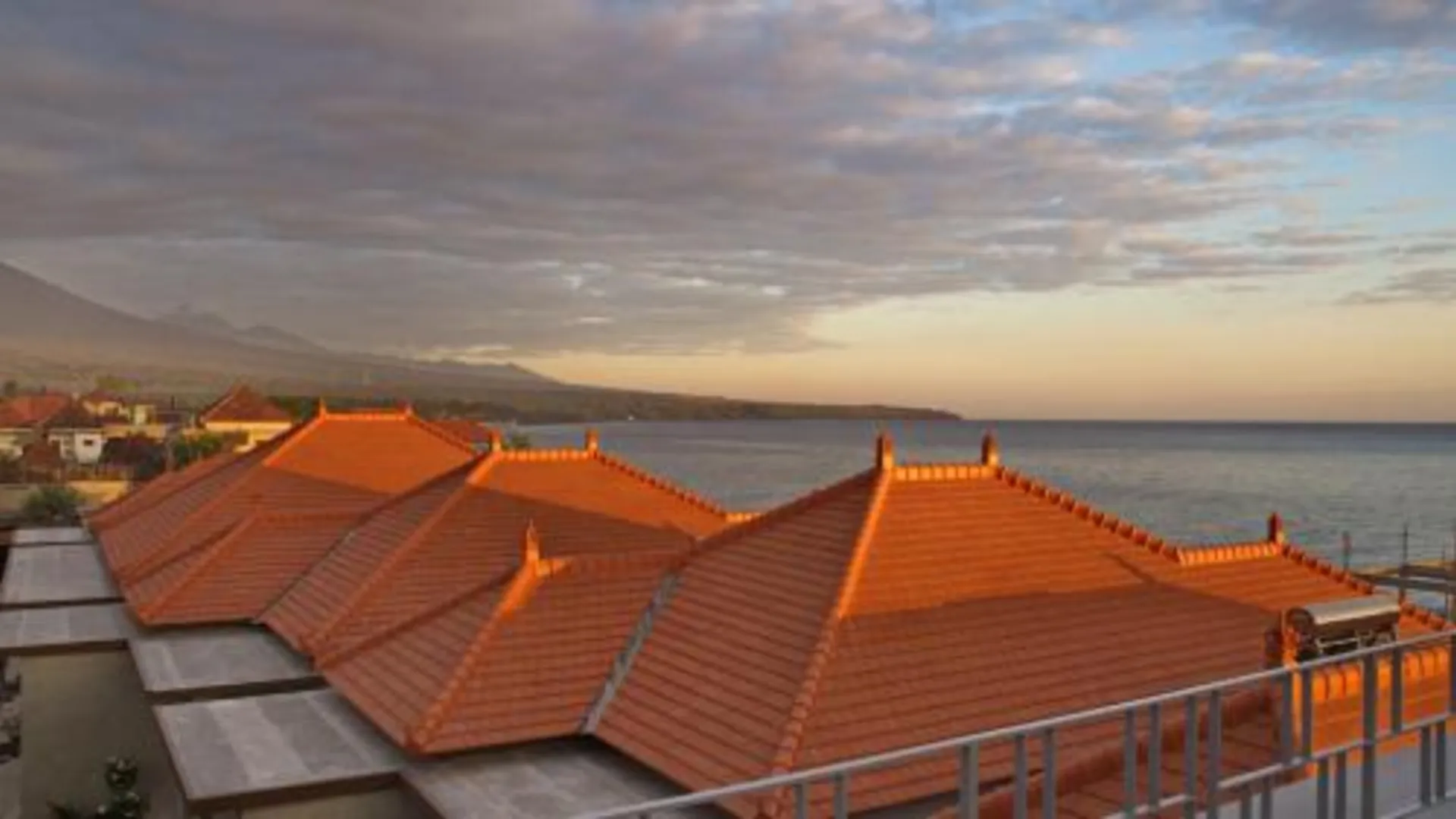 발리 시마운트 호텔 아메드 3성급 호텔 수영장