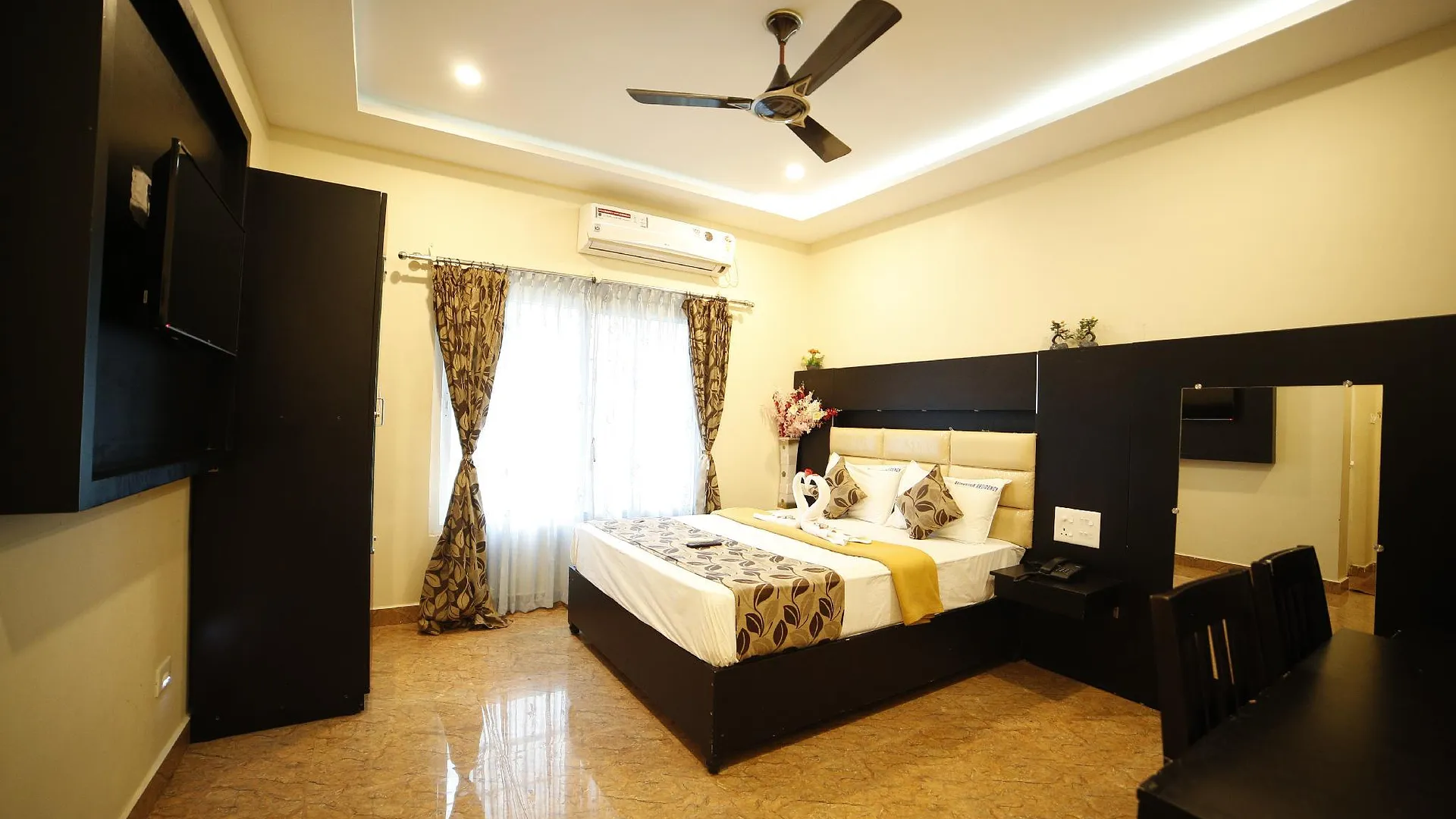 람메스와람 호텔 라가벤드라 3성급 호텔 전망