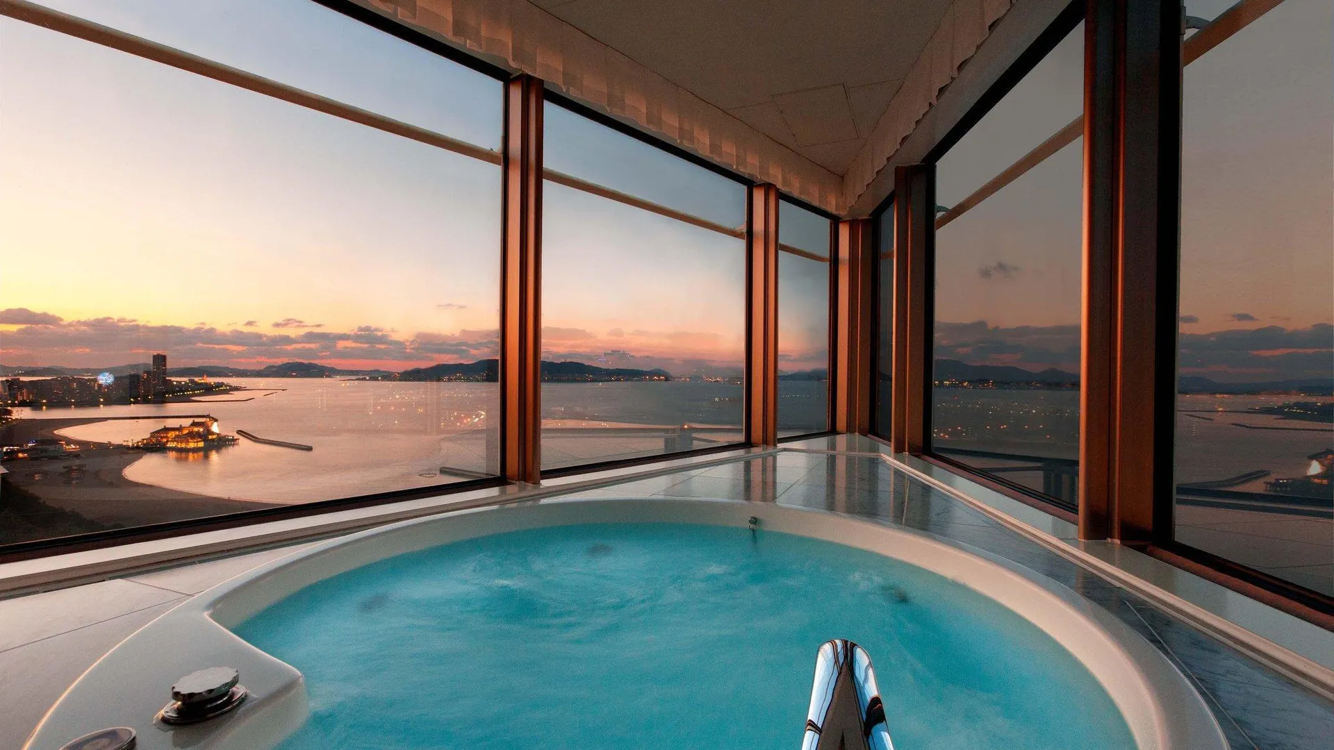 후쿠오카 힐튼 후쿠오카 씨호크 4성급 호텔 외관