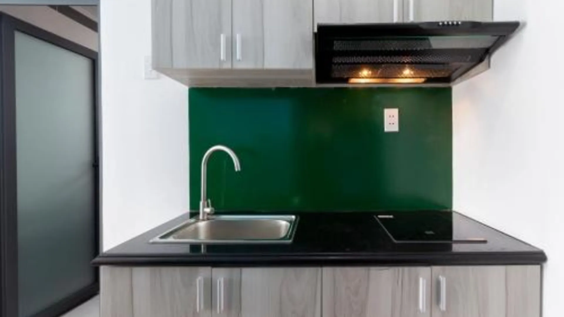 호치민 티나 호텔 앤 아파트먼트 _ 더 다이아몬드 오아시스 호텔 레스토랑