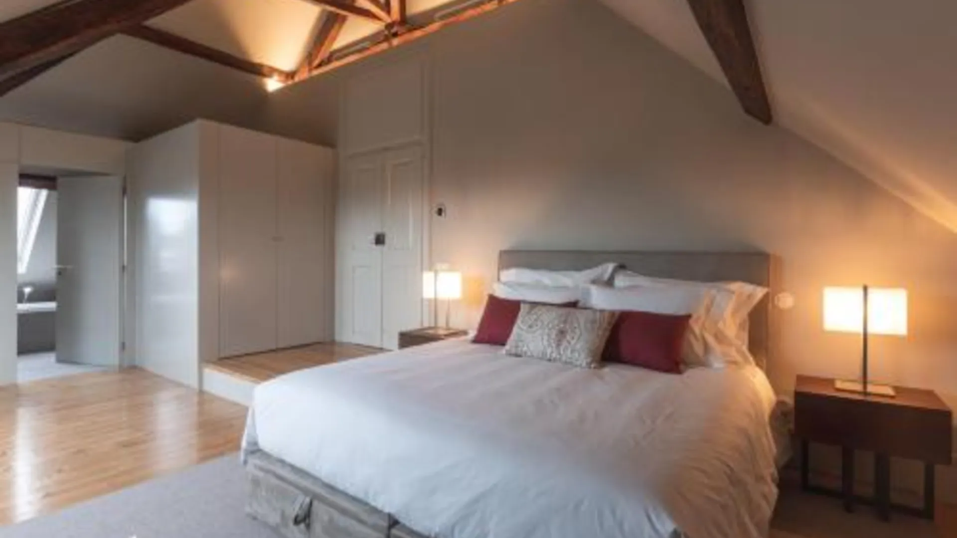 펜나마코르 Casa do Cedro de Medelim 4성급 게스트하우스 스위트룸