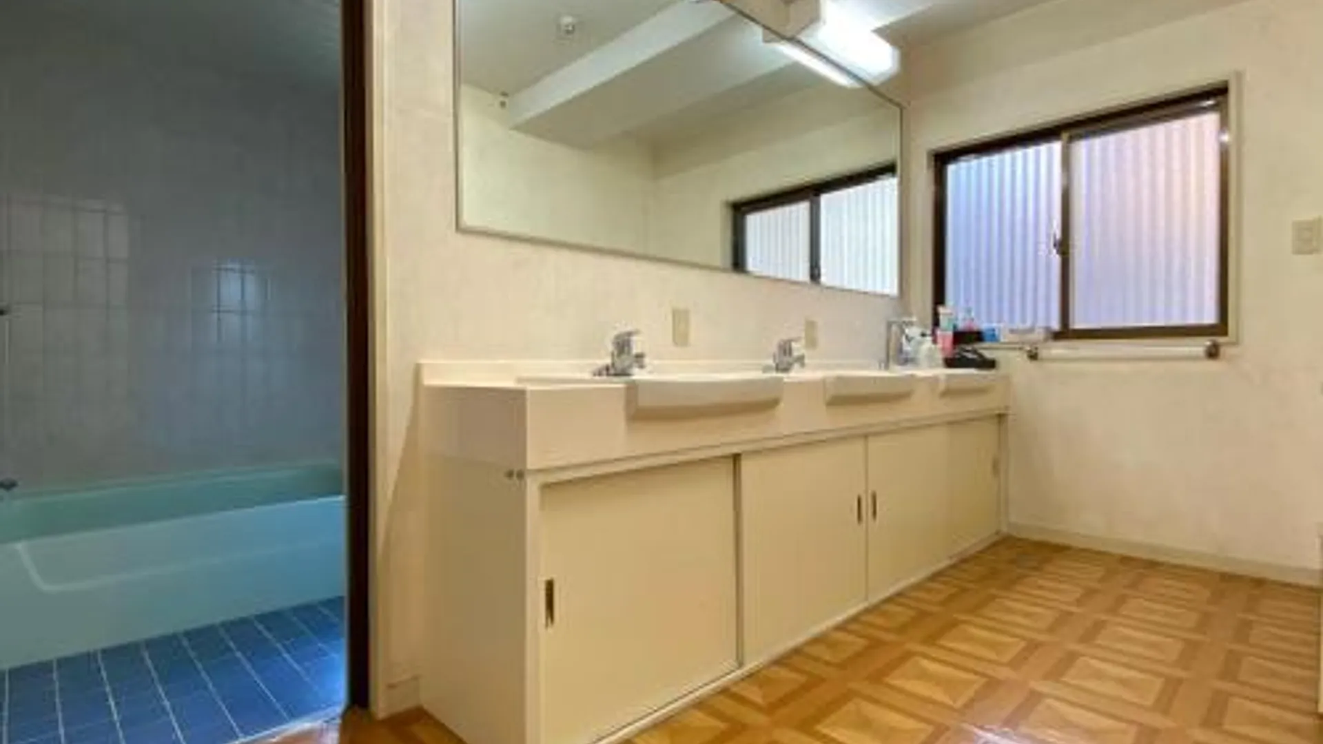 고베 도요후쿠 4성급 호텔 스위트룸