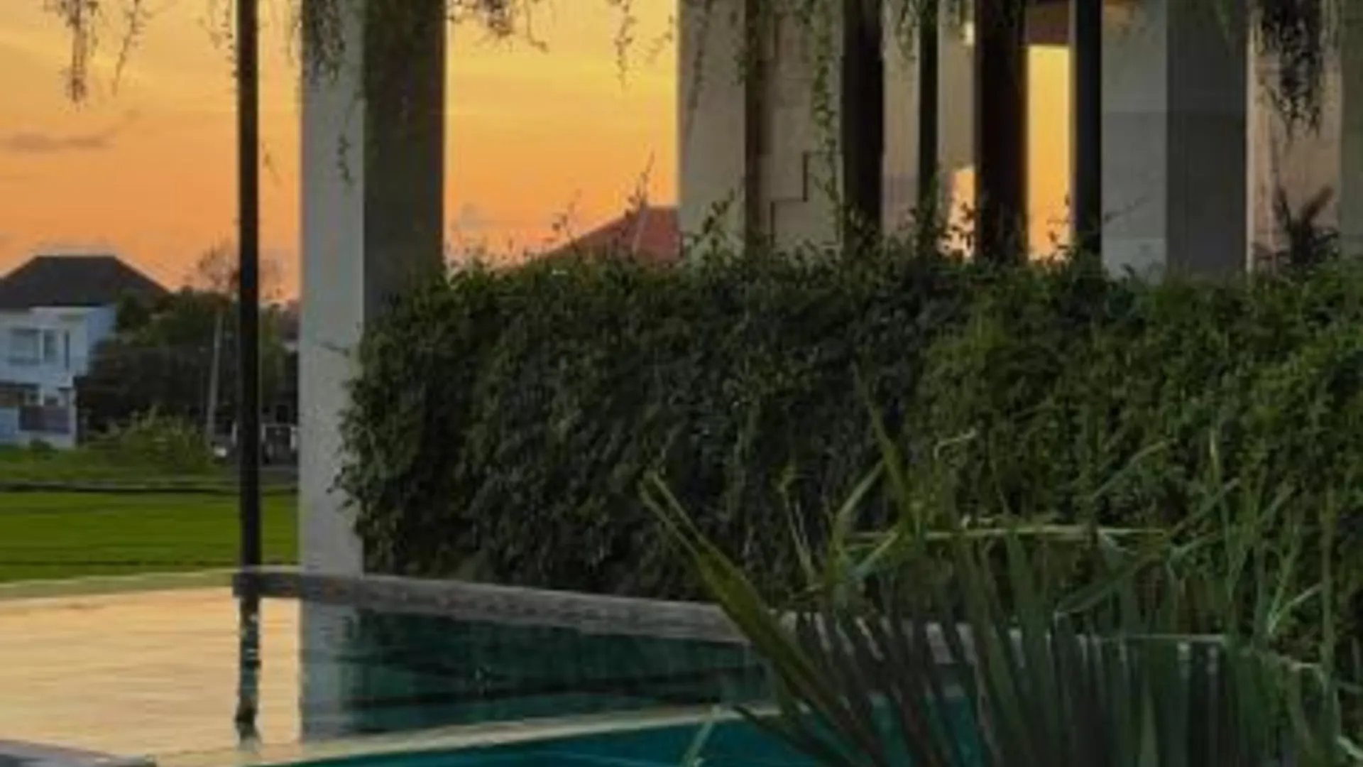 발리 짱구 하이프 3성급 호텔 레스토랑