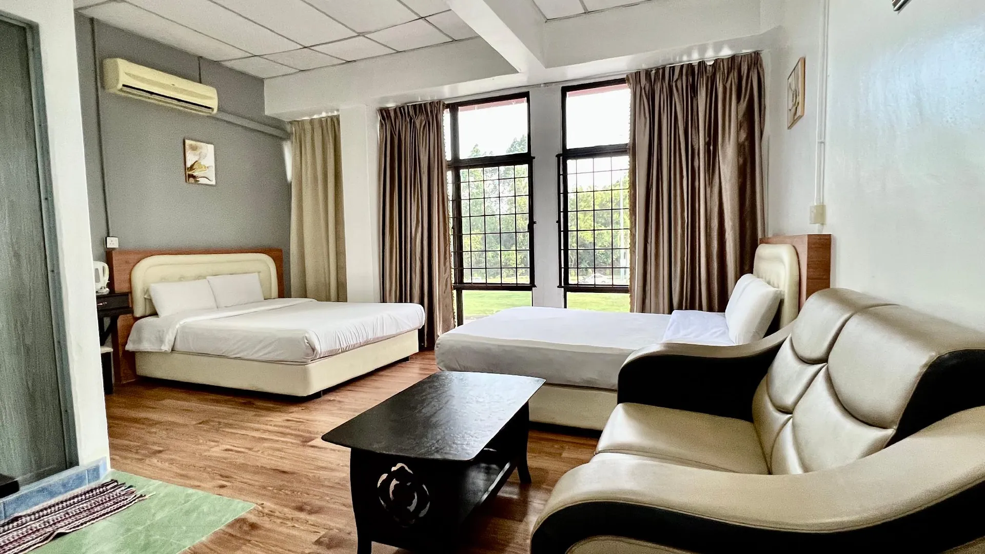 숭가이 페타니 SP 골든 스타 호텔 2성급 호텔 스위트룸