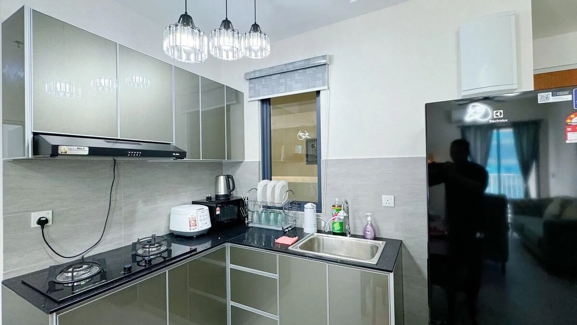 샤알람 세티아 알람의 프라이빗 하우스 (700m², 침실 3개, 프라이빗 욕실 2개) 4성급 게스트하우스 수영장