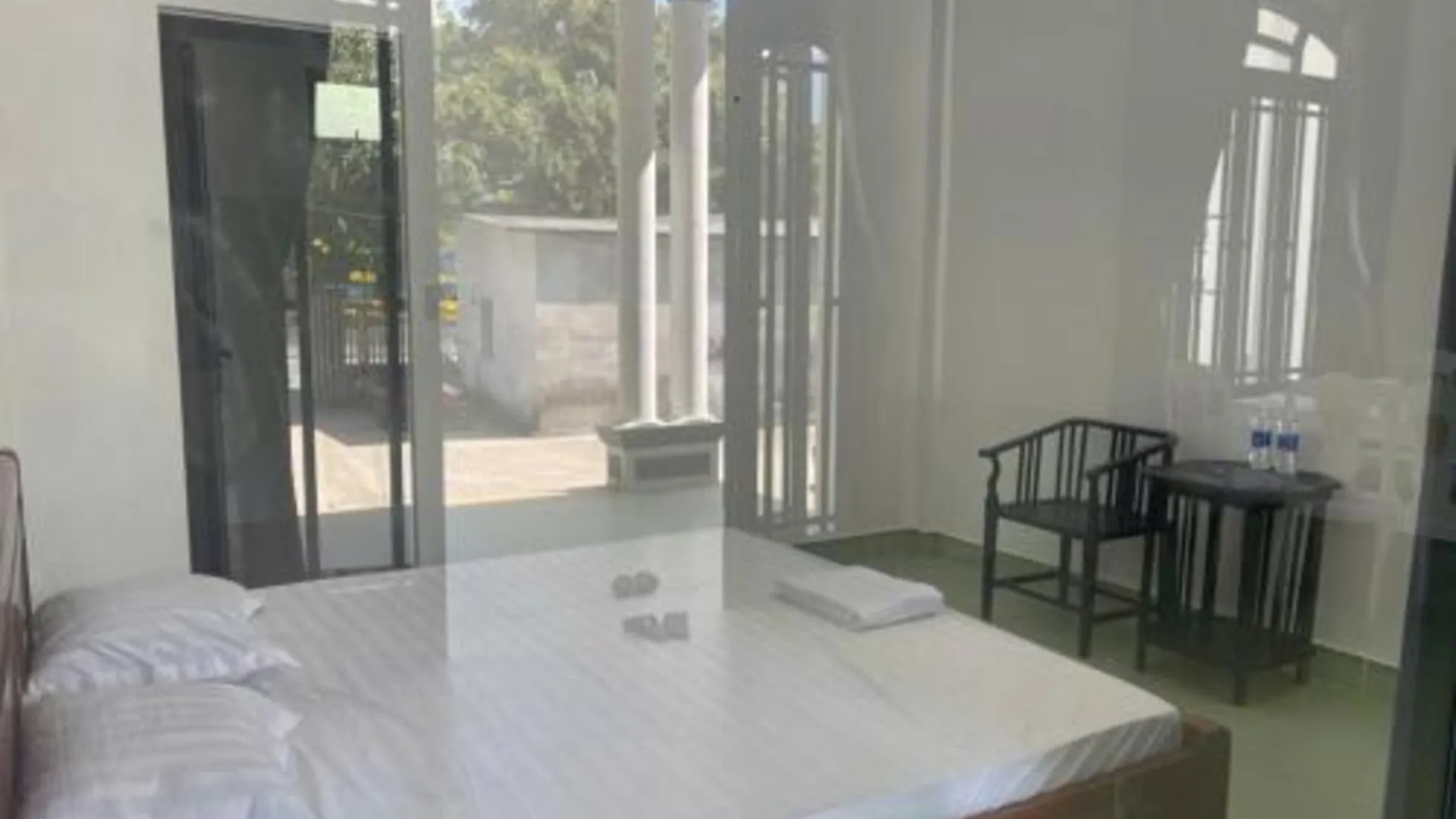 다낭 Nhà Nghỉ Nắng Vàng 호텔 스위트룸